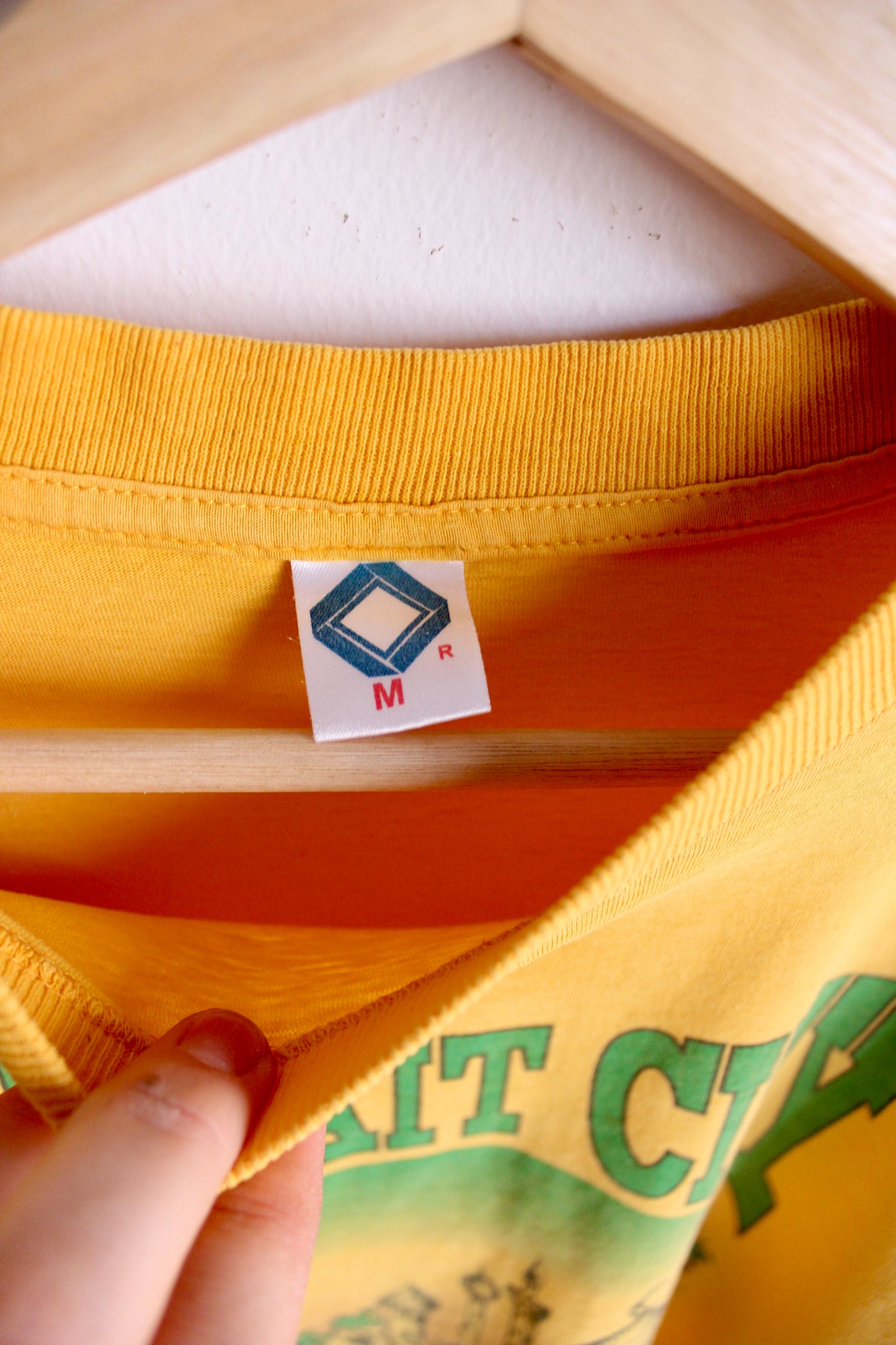 1980-1990s Kuwait Souvenir Shirt