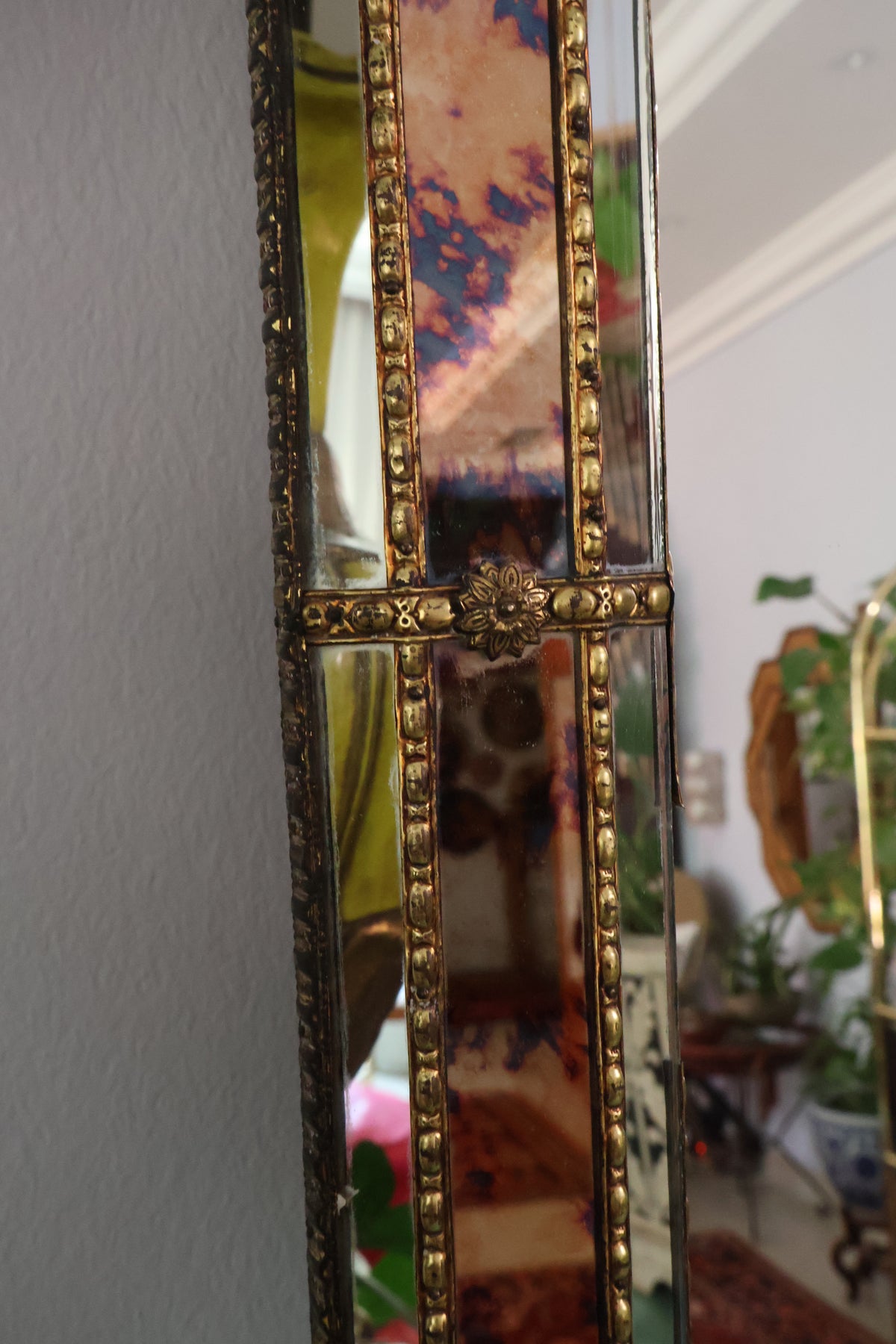 Vintage Octagonal Églomisé-Style Mirror with Gilt Metal Trim