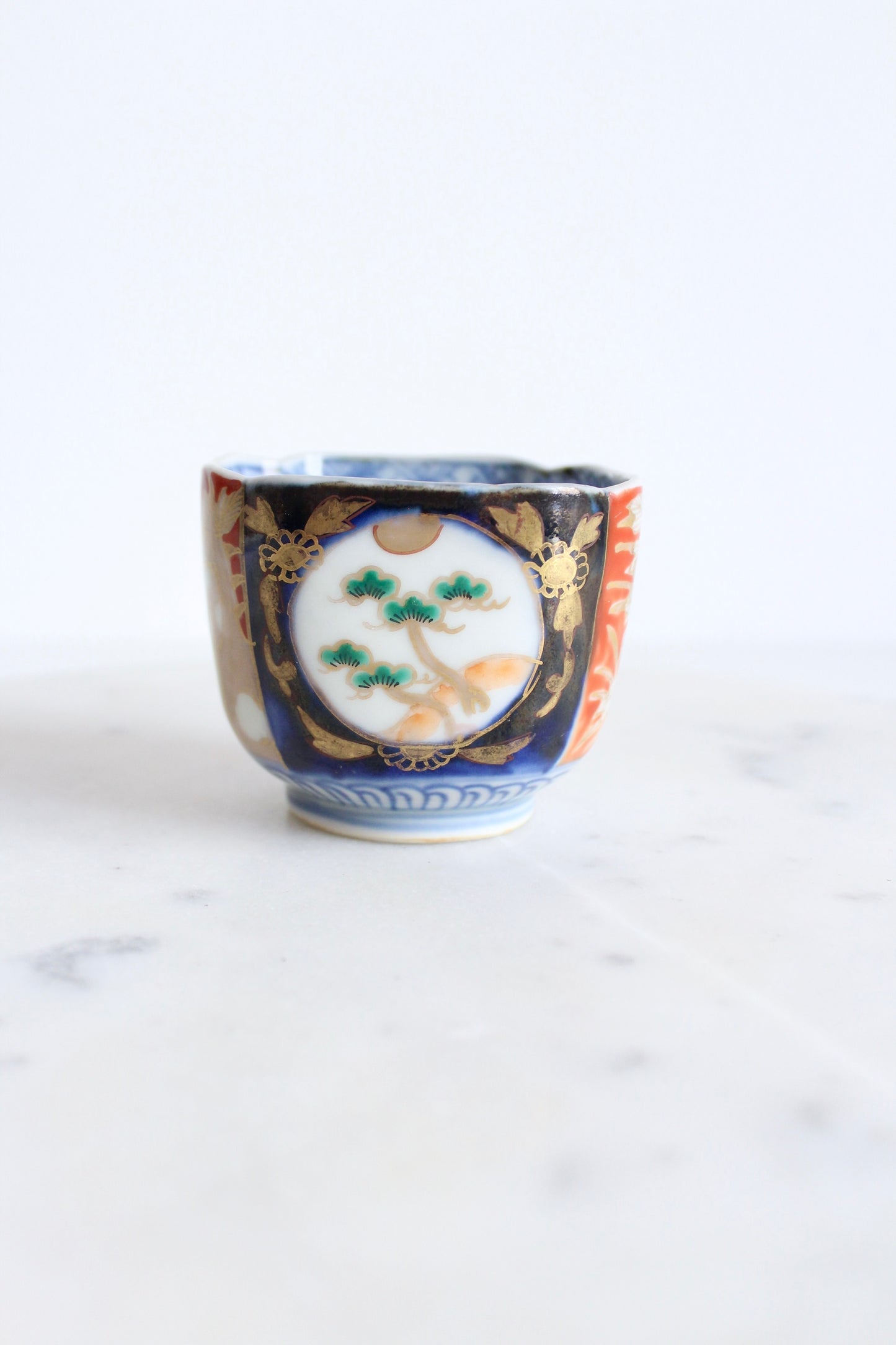 Single Imari Tea Cup