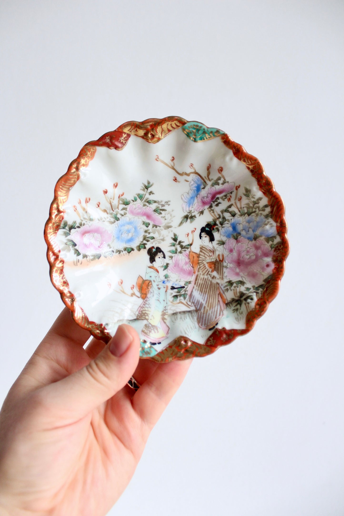 Antique Handpainted Kutani Porcelain Serving Bowls Set of 5