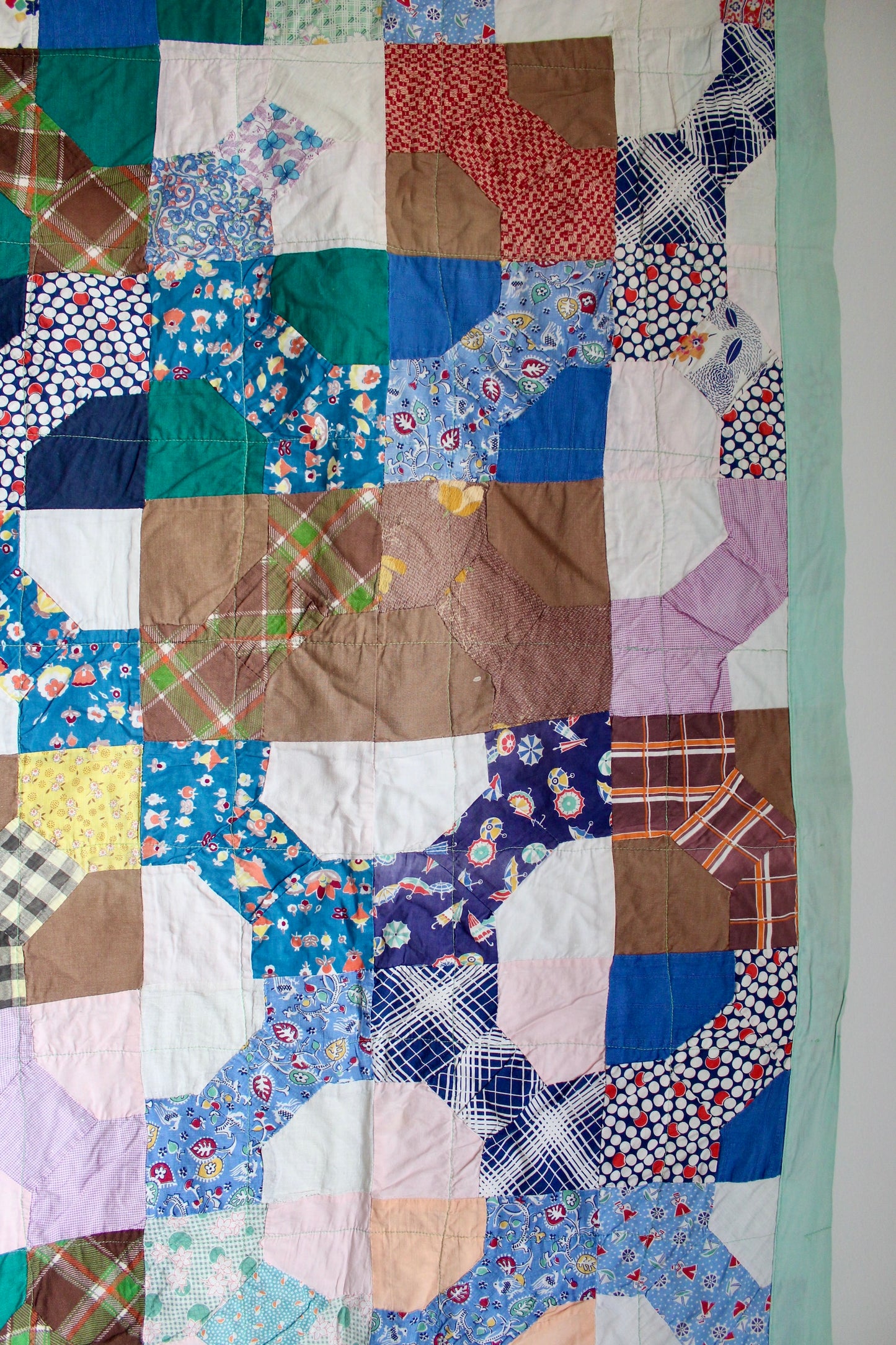 Vintage 1950s-1960s American Patchwork Quilt