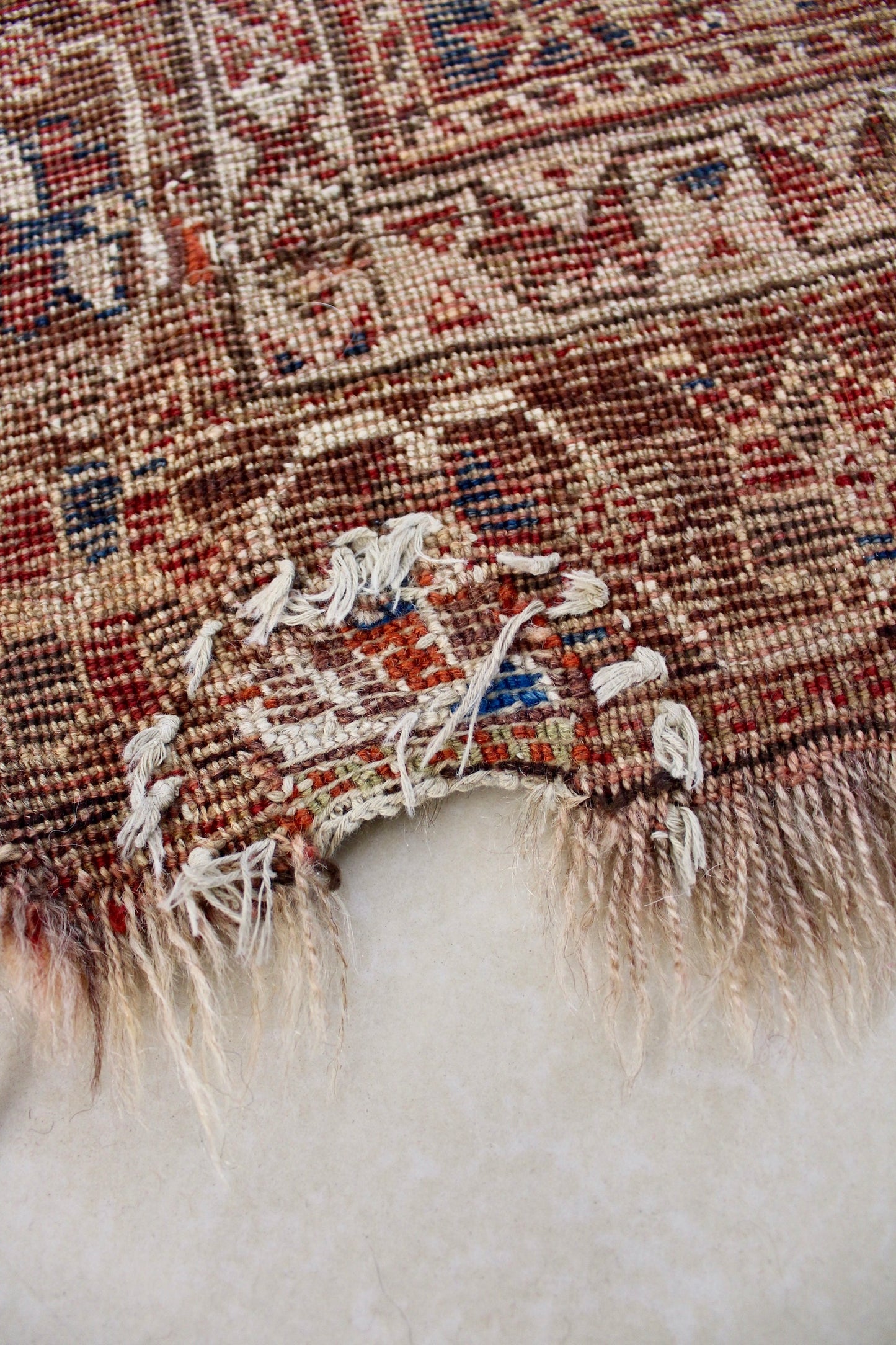 Antique Persian Qashqai Carpet 80-100 Yrs Old - 132x245