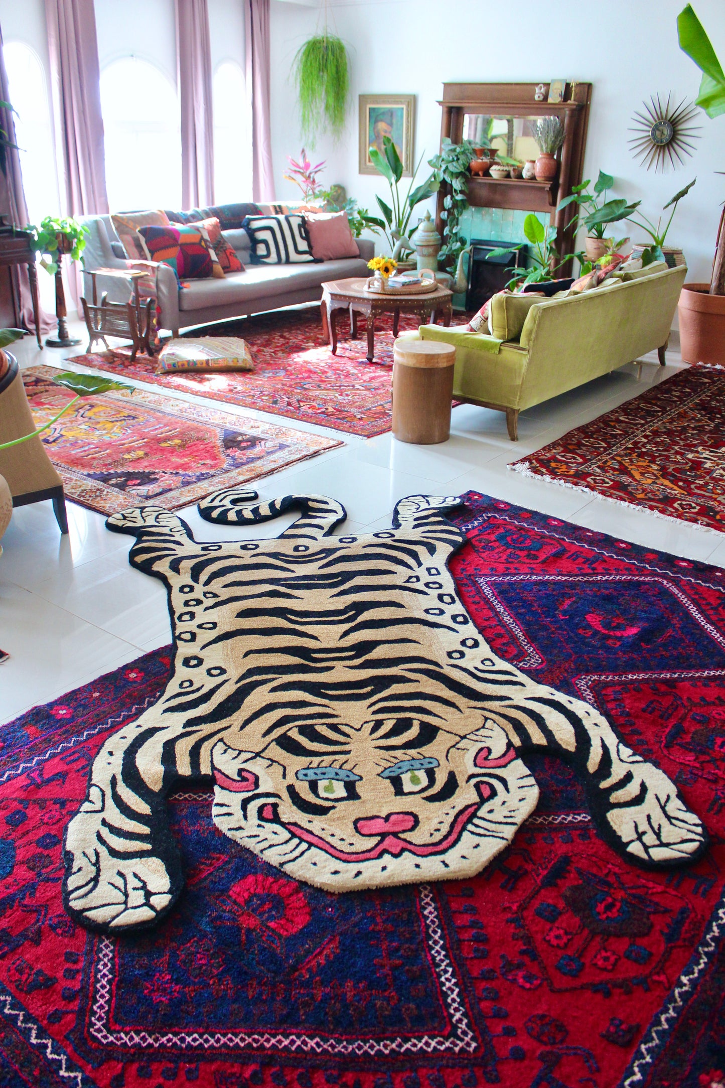 XL "Raja" Hand Tufted Tiger Rug 152x274
