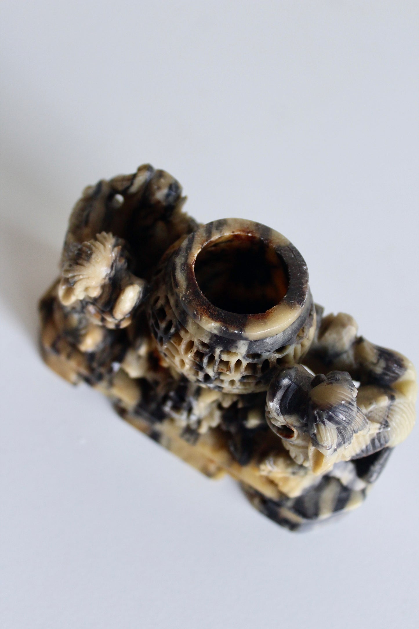 Vintage Chinese Carved Soapstone Mubkhar