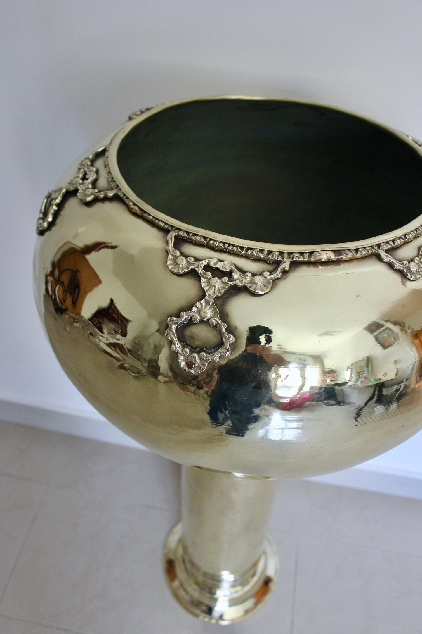 Oversized Vintage Indian Brass Pedestal Planter | 1970s–1980s