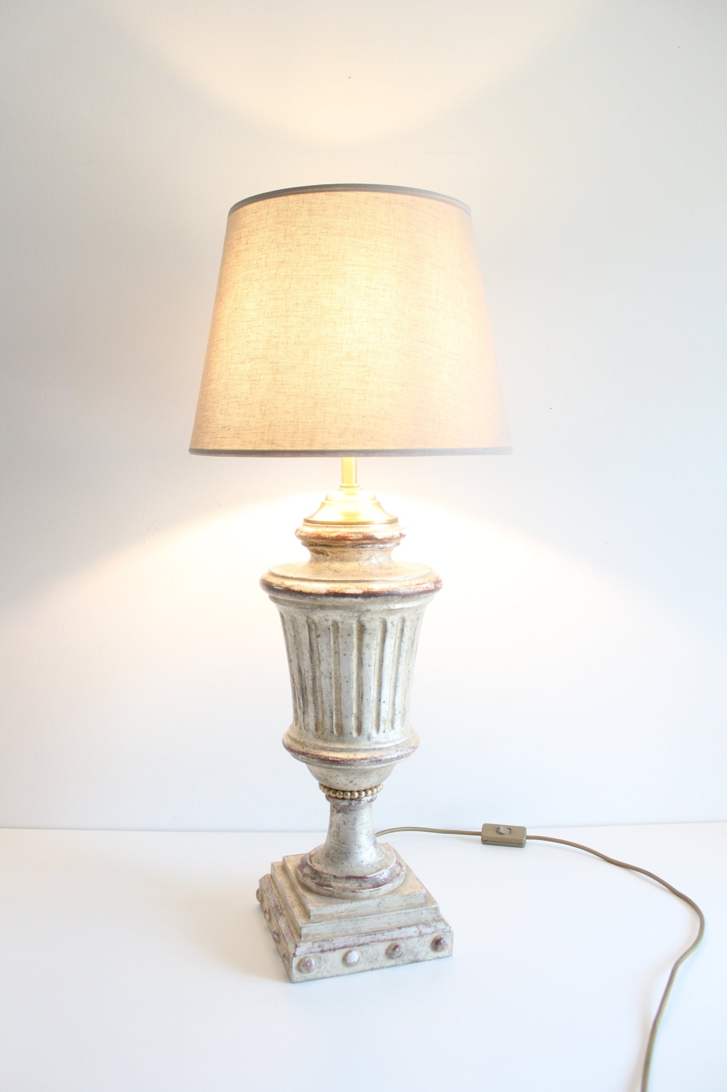 Italian Neoclassical Urn Table Lamp