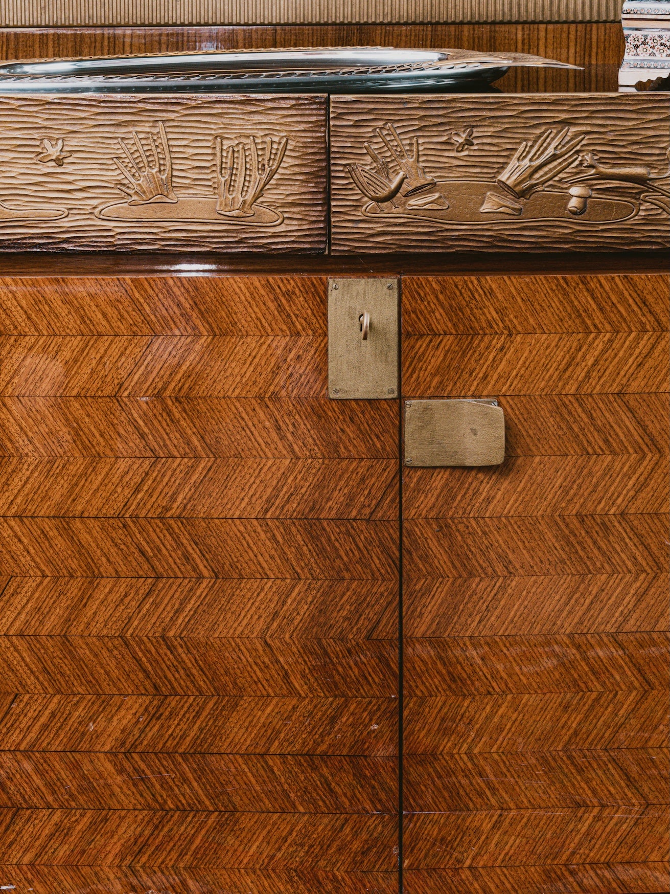 Monumental Italian Mid-Century Sideboard with Illuminated Mirror by Vittorio Dassi for Consorzio Esposizioni Mobili Cantù, c. 1950s–60s