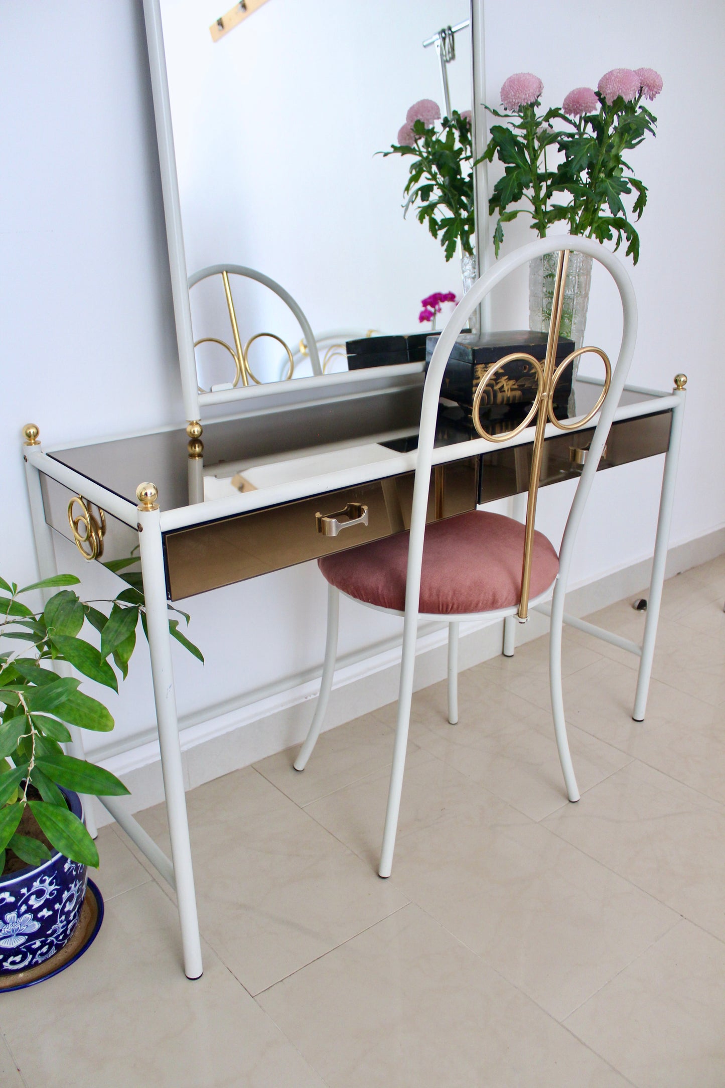 Vintage Hollywood Regency White & Brass Bedroom Suite – Bed, Vanity & Bedside Table