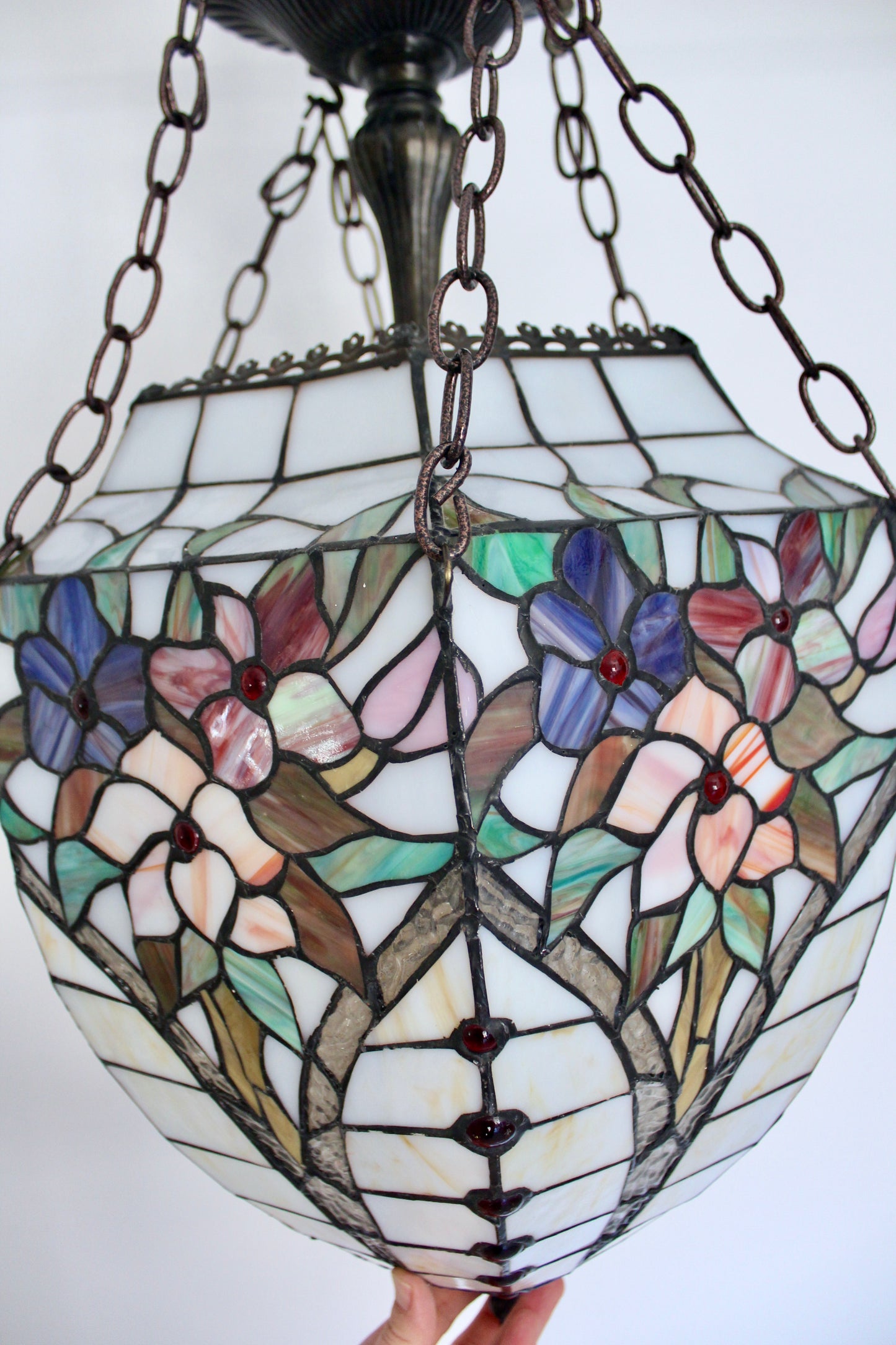 Vintage Tiffany-Style Stained Glass Hanging Pendant Light