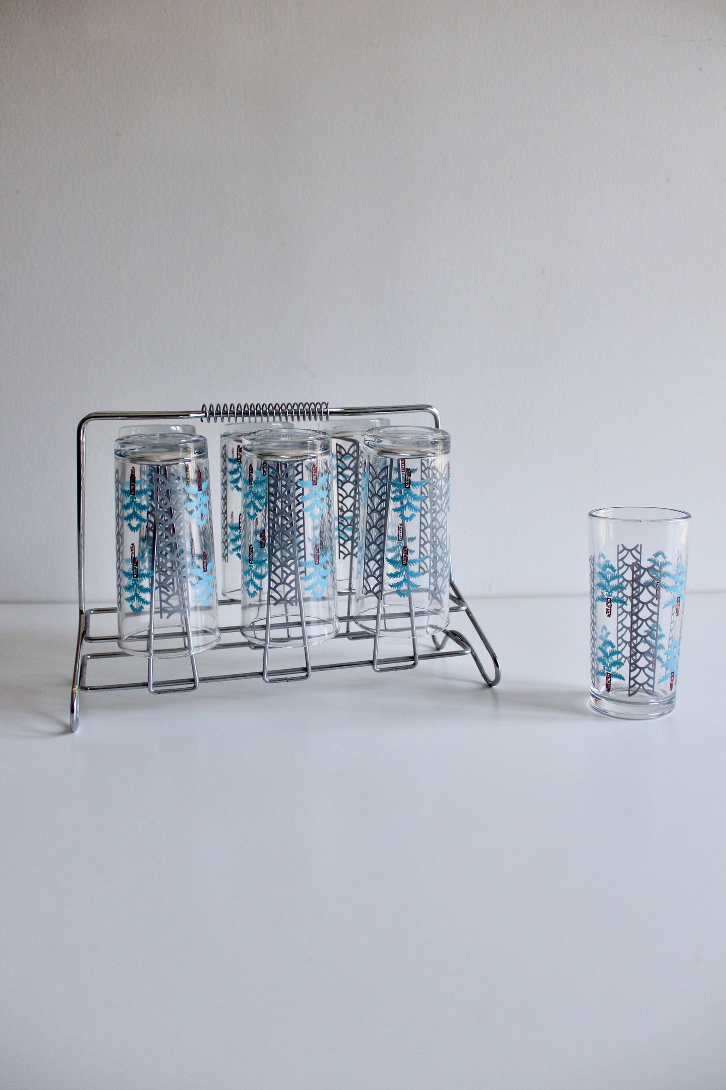 Vintage KSA Palm Tree Glasses Set – 7 Saudi Tea & Juice Glasses with Original Chrome Stand
