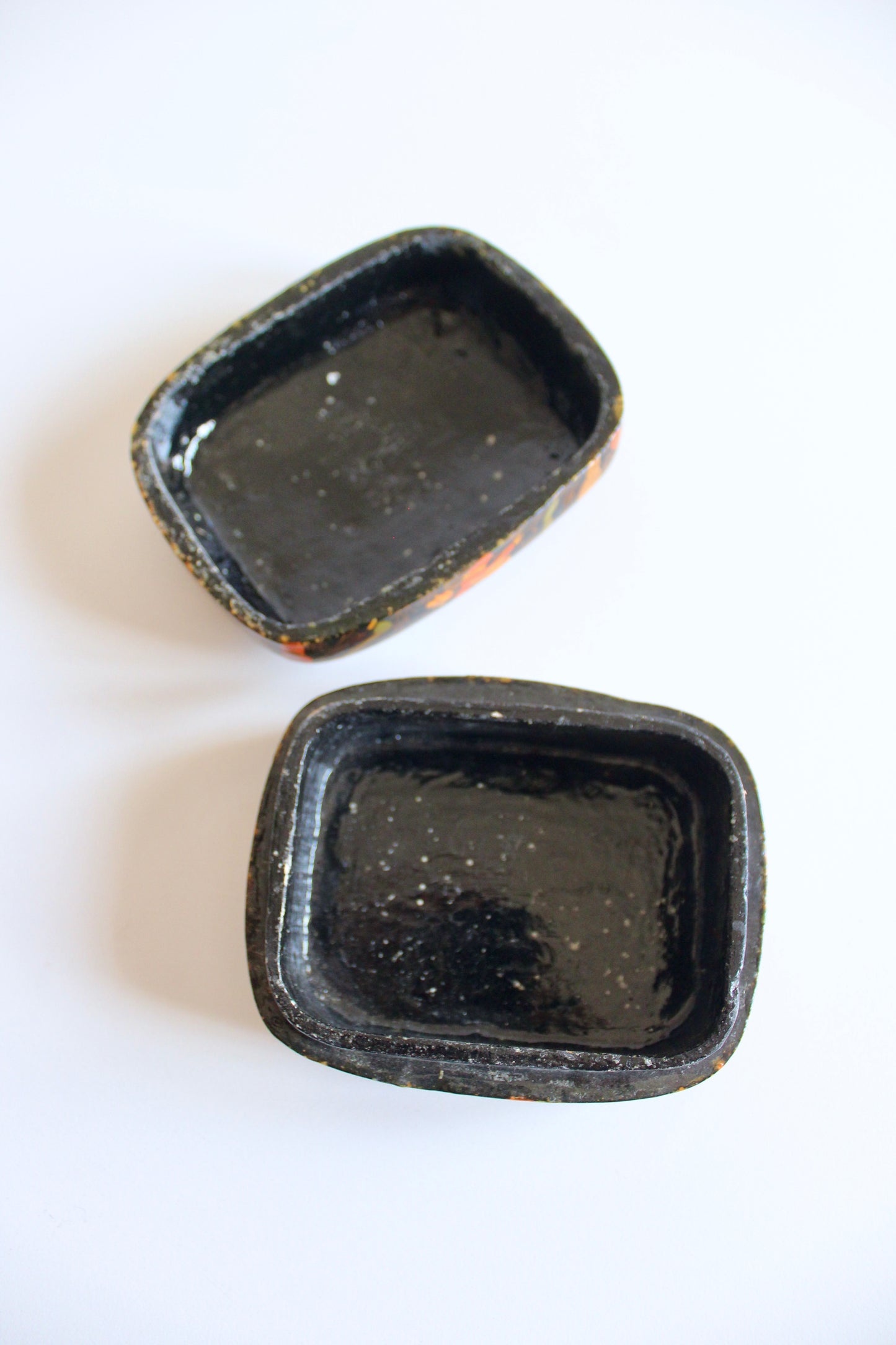 Vintage Hand-Painted Kashmiri Papier-Mâché Trinket Box