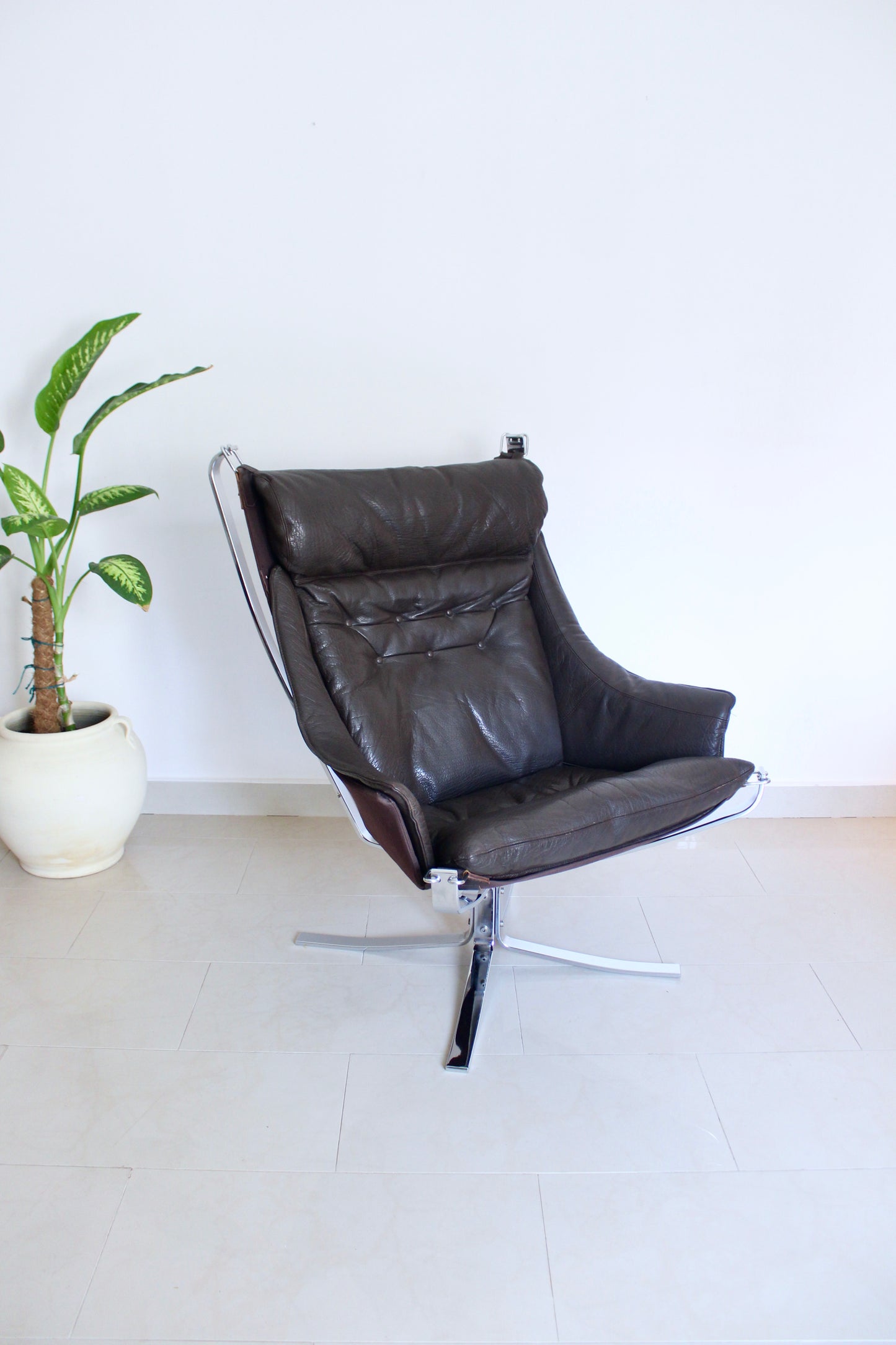 Pair of Early Chrome Falcon Lounge Chairs by Sigurd Ressell for Vatne Møbler