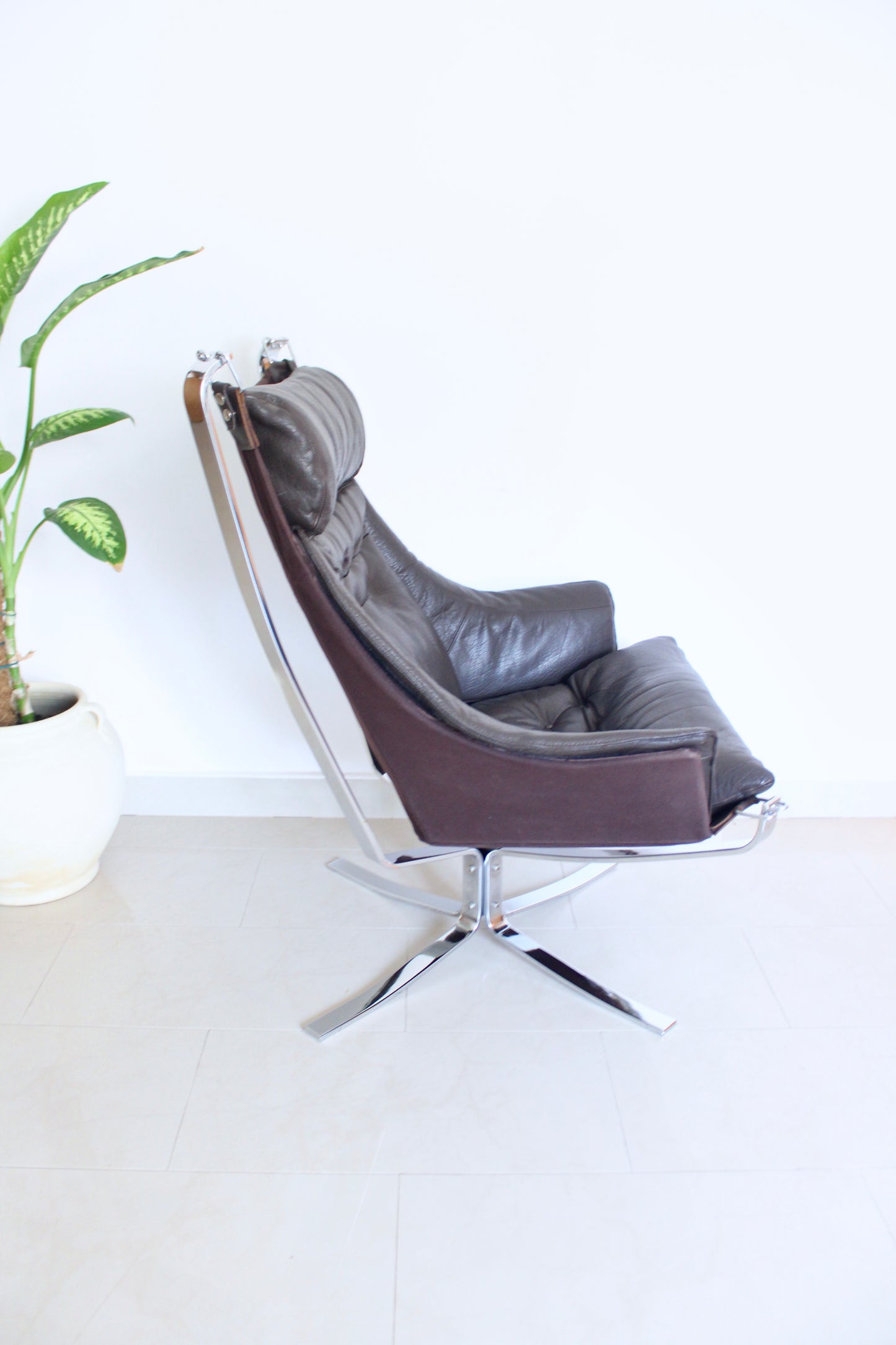 Pair of Early Chrome Falcon Lounge Chairs by Sigurd Ressell for Vatne Møbler