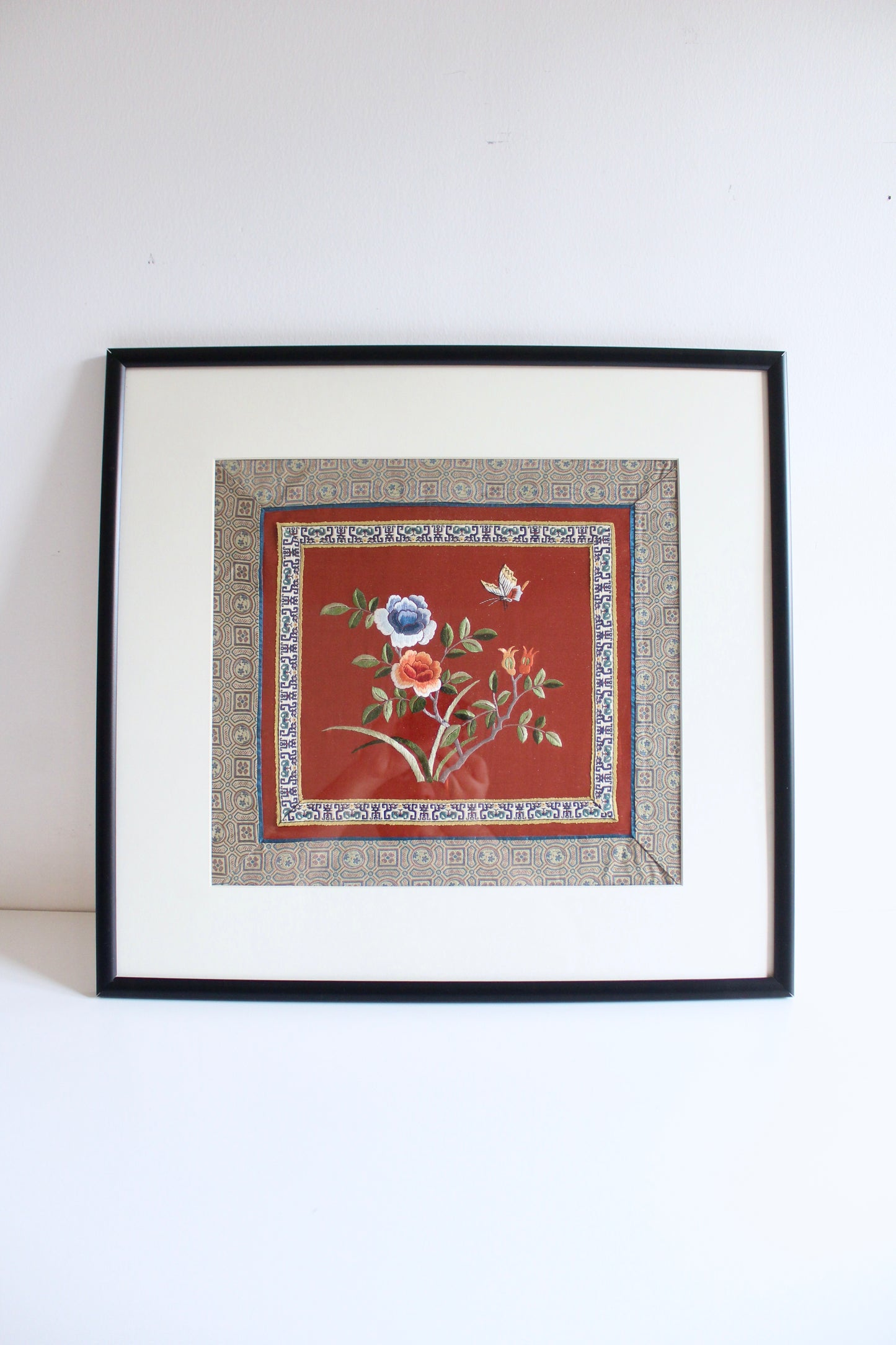 Vintage Chinese Silk Embroidery – Peonies & Butterfly