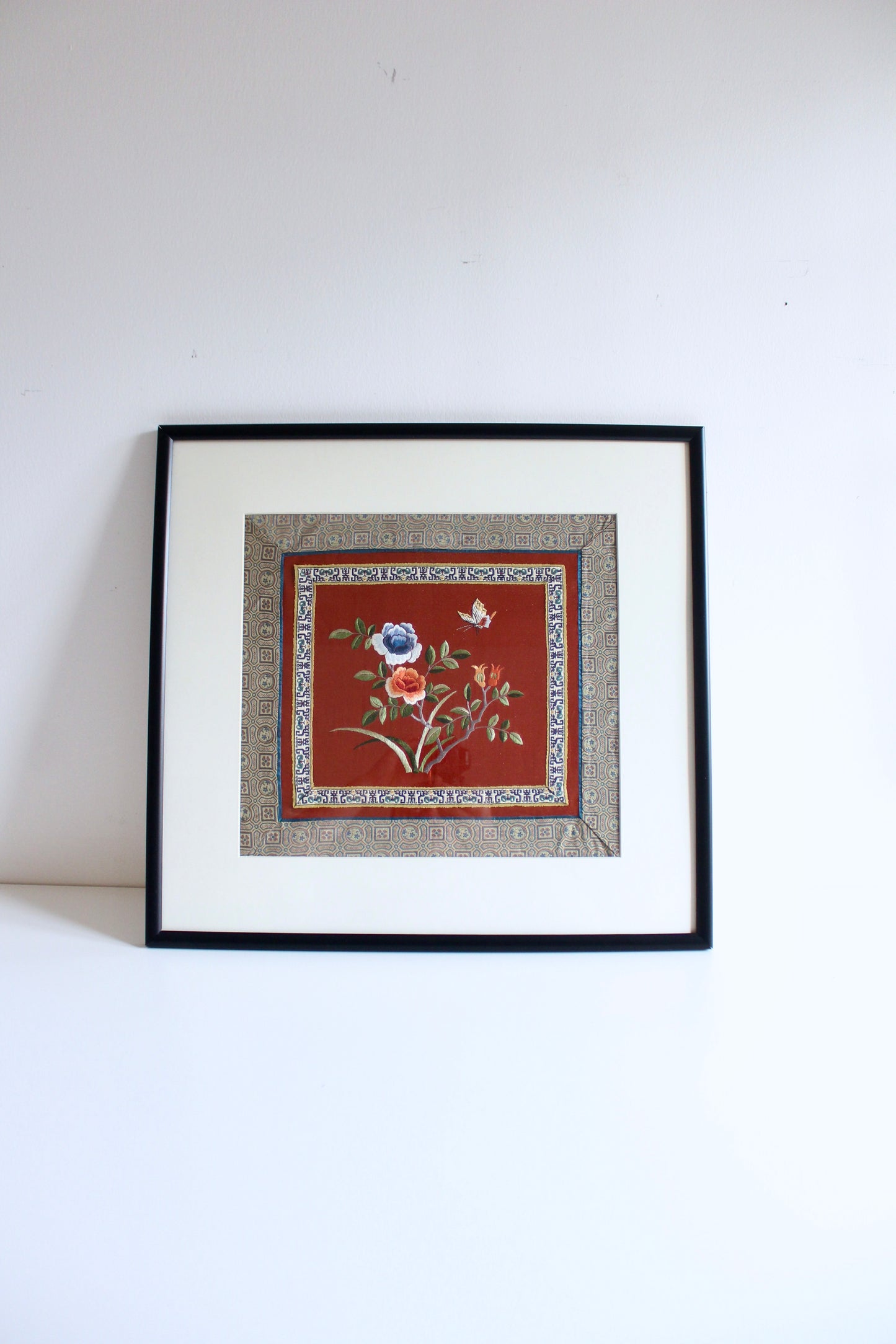Vintage Chinese Silk Embroidery – Peonies & Butterfly