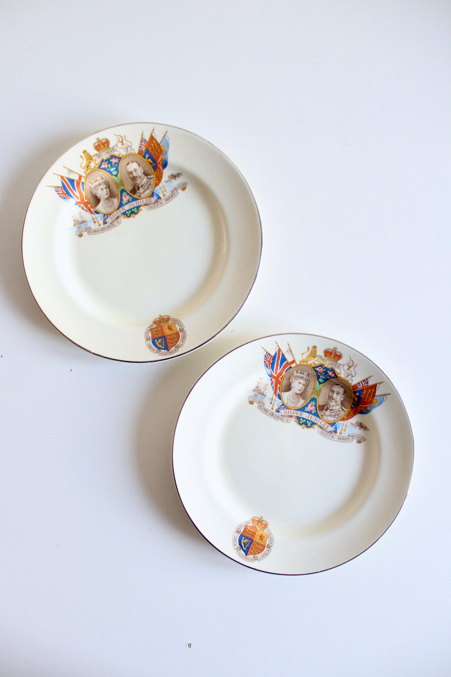 Pair of Antique 1935 King George V & Queen Mary Silver Jubilee Plates