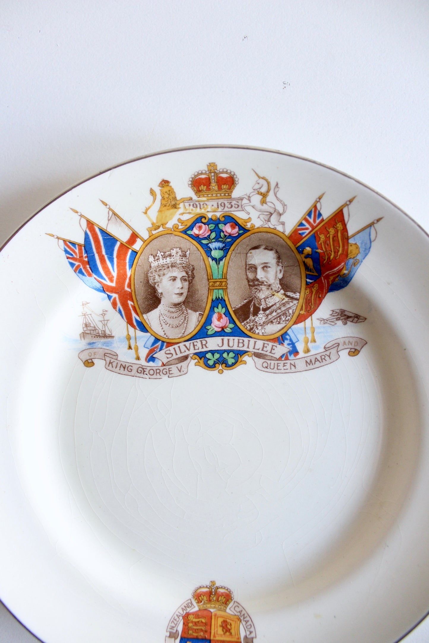 Pair of Antique 1935 King George V & Queen Mary Silver Jubilee Plates