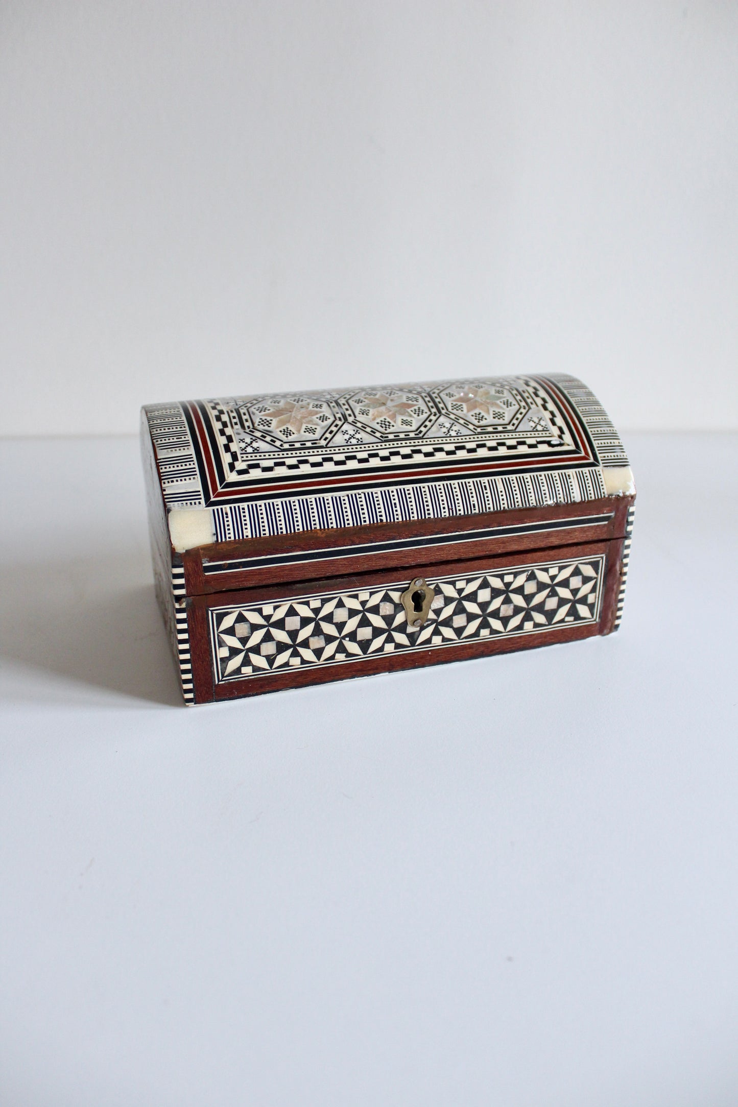 Vintage Syrian Mosaic Inlaid Jewellery Box