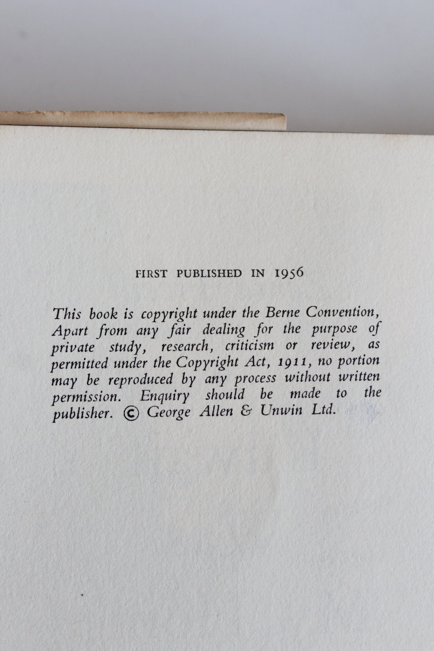 1956 First Edition Kuwait Was My Home by Zahra Freeth – Original Jacket & Kuwait Inscription