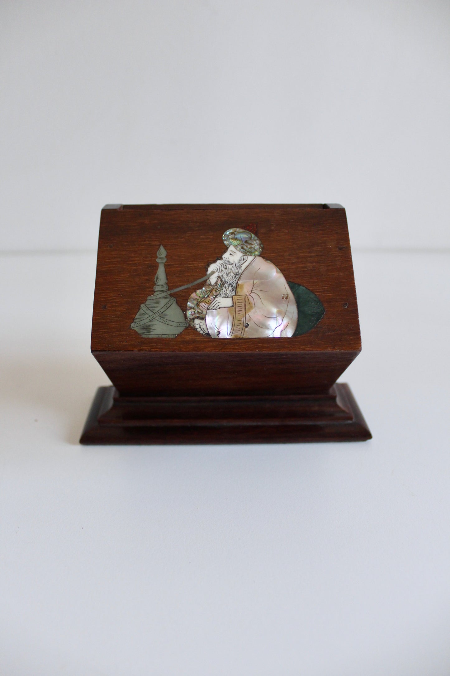 Vintage Indian Rosewood & Mother-of-Pearl Mechanical Cigarette Dispenser – Hookah Smoker Inlay, c. 1930s–1950s