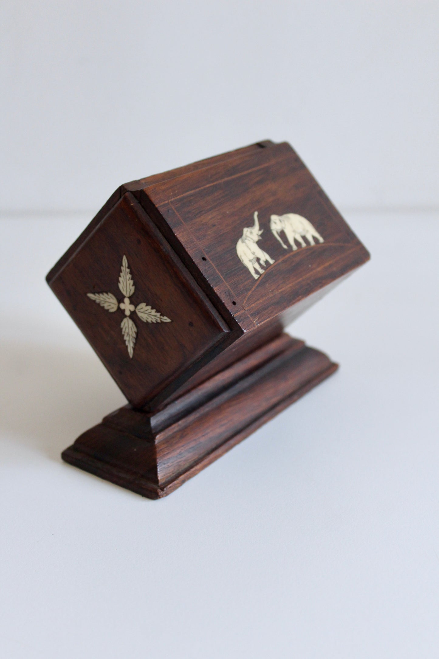 Vintage 1940s Indian Rosewood & Bone Inlay Mechanical Cigarette Dispenser – Hookah & Elephant Scenes