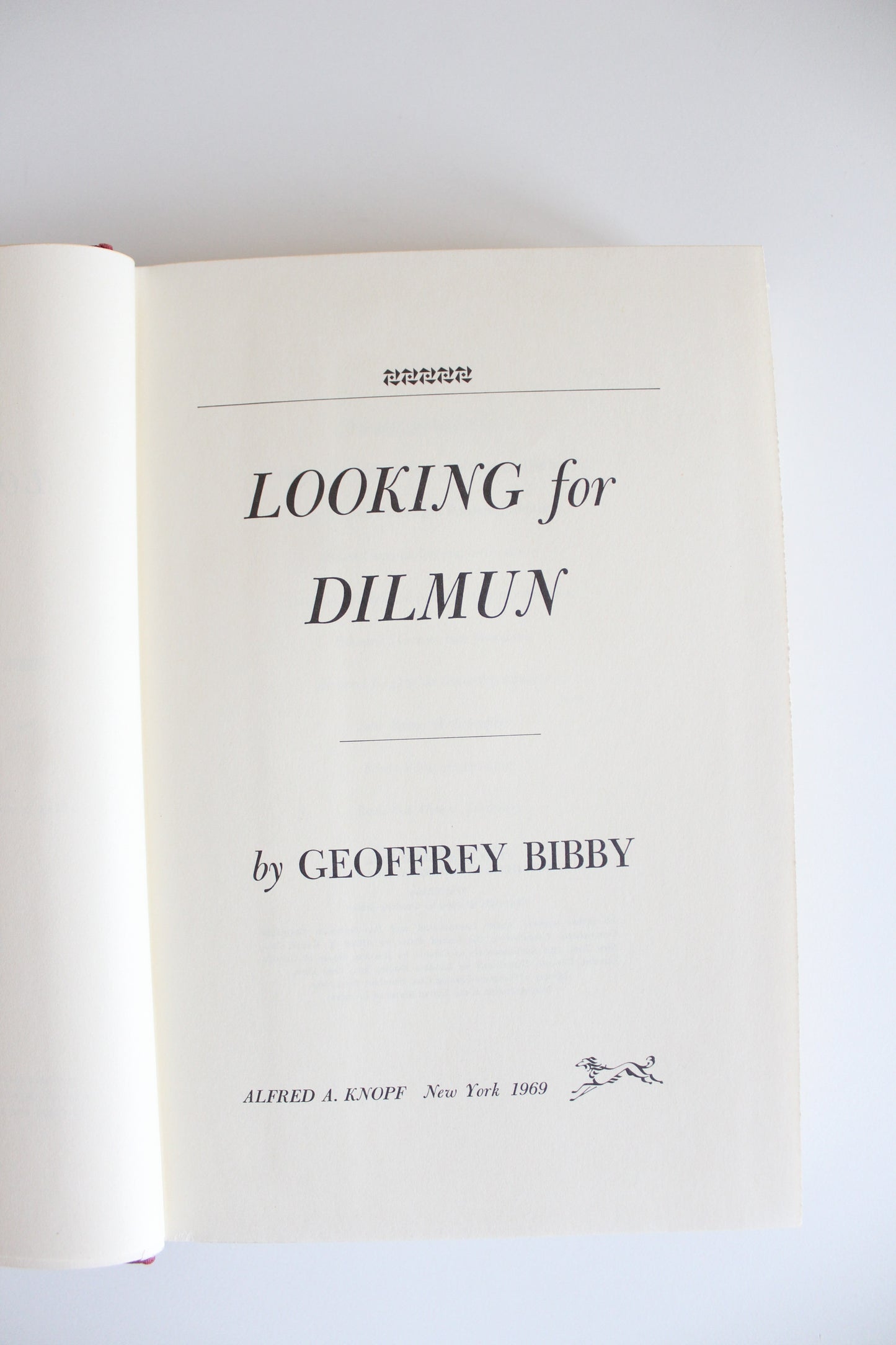 1969 First Edition Looking for Dilmun by Geoffrey Bibby – Kuwait, Failaka & Gulf Archaeology