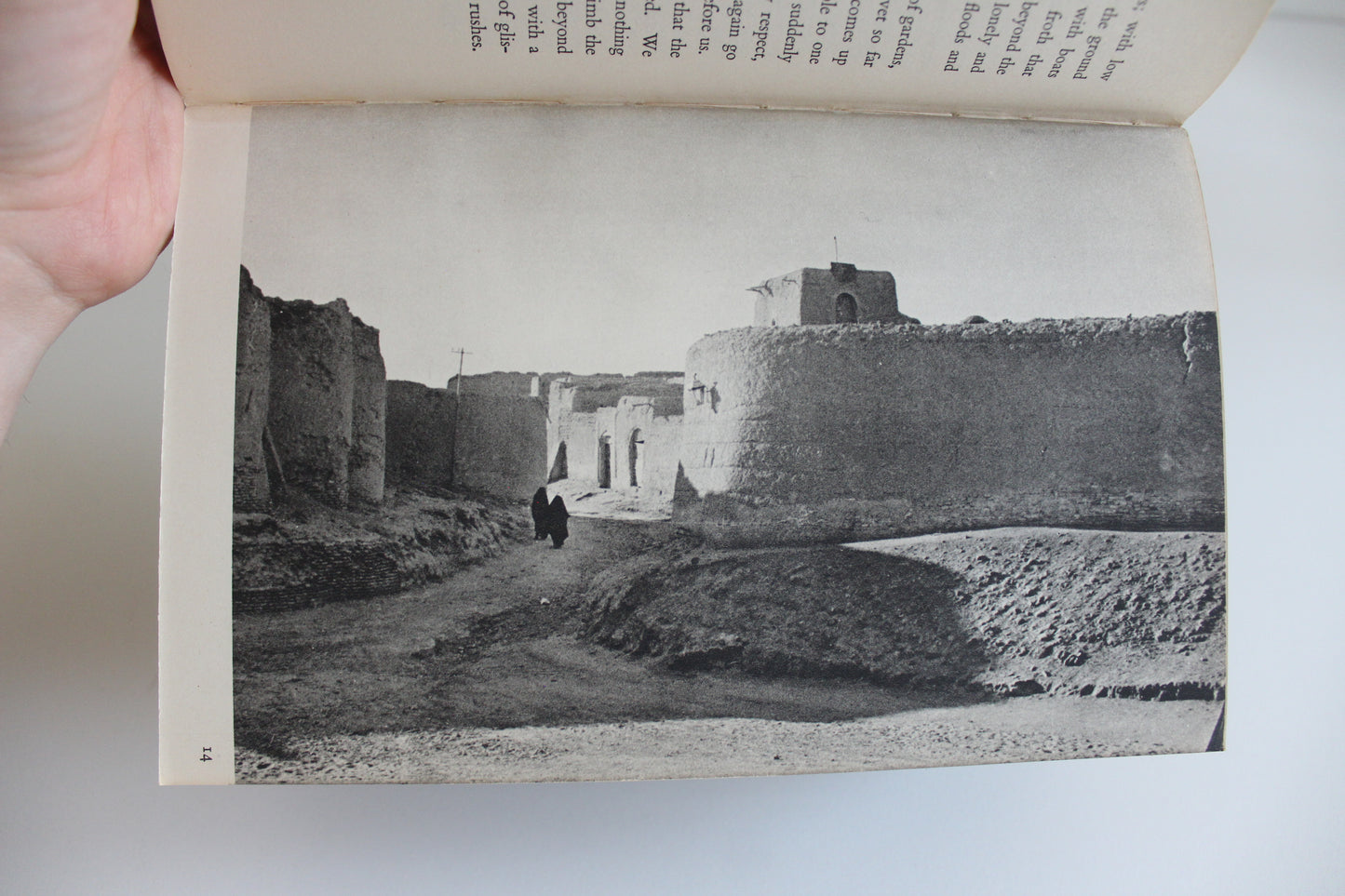 1937 First British Edition Baghdad Sketches by Freya Stark – Kuwait & Failaka History