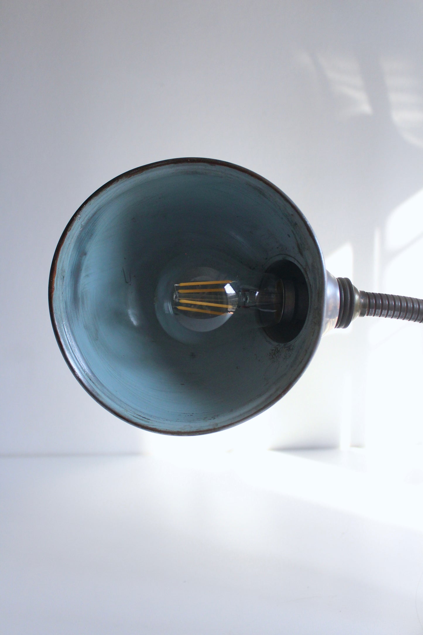 1930s Art Deco Gooseneck Desk Lamp with Paper Clip Tray