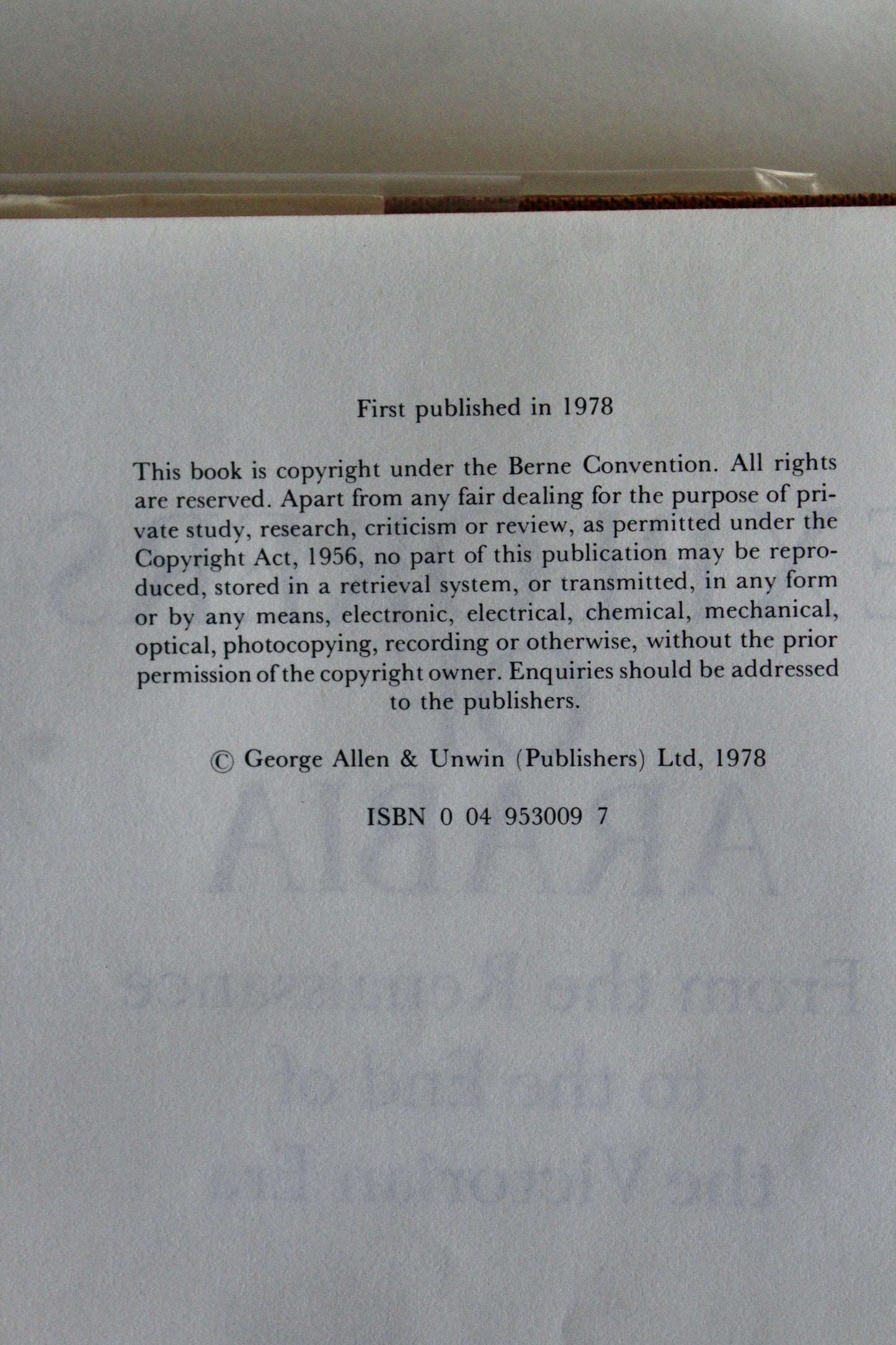 Signed 1978 First Edition Explorers of Arabia by Zahra Freeth & Victor Winstone