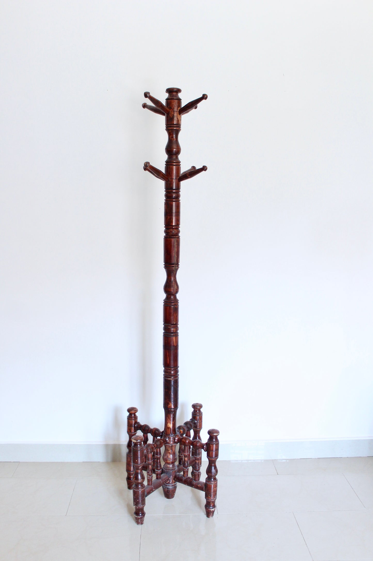 Early 20th Century Indian Turned Wood Hall Tree / Coat Stand