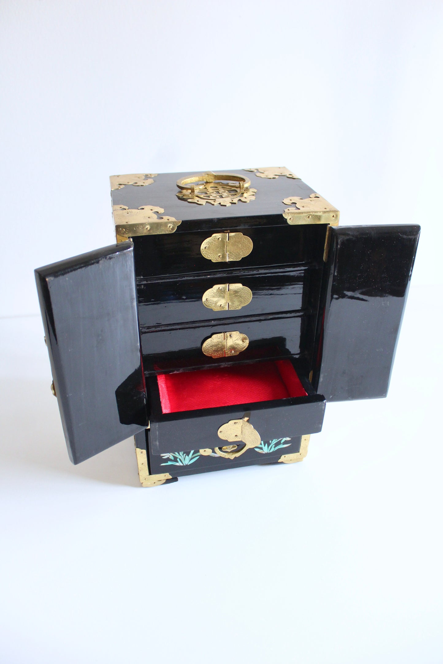 Vintage Korean Mother-of-Pearl Lacquer Jewelry Cabinet – c. 1970s
