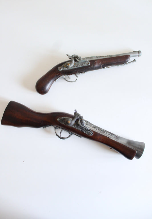 Pair of Vintage-Style Decorative Flintlock Replica Pistols