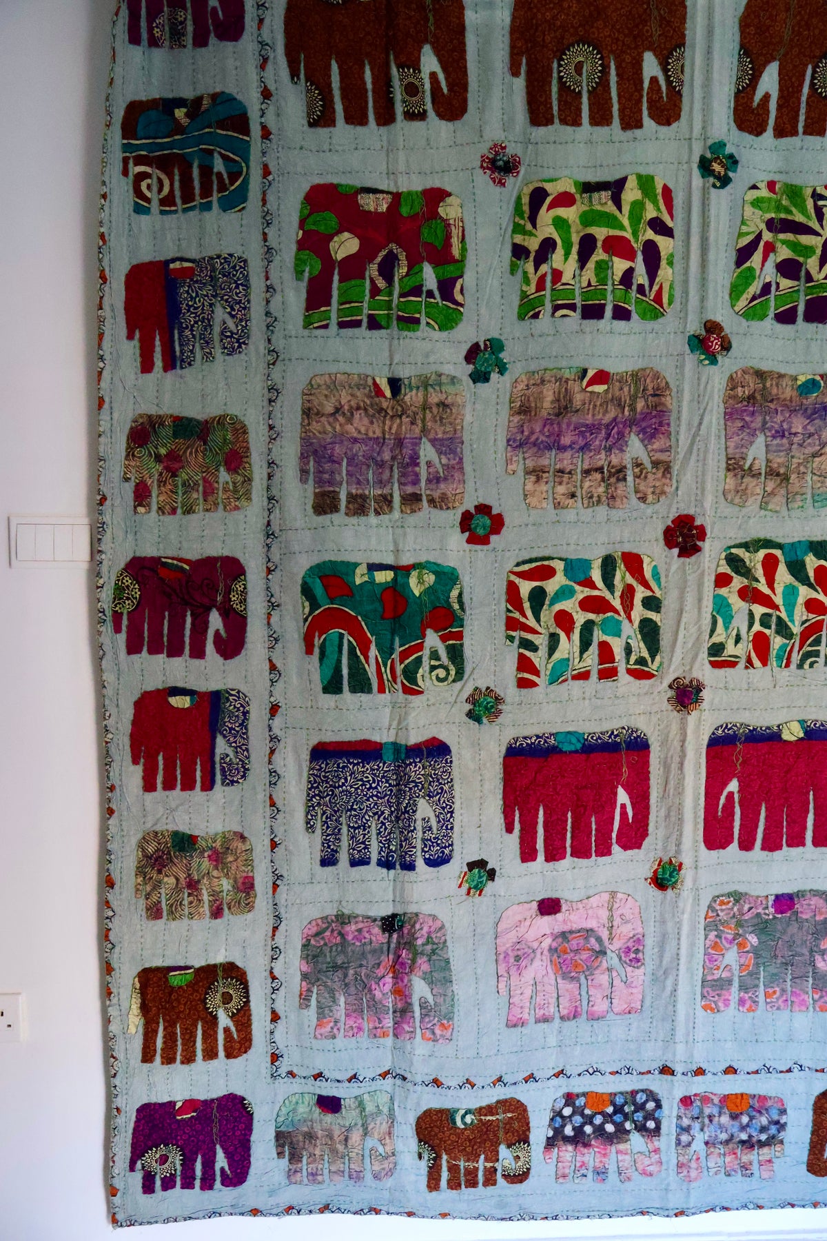 Vintage Indian Elephant Appliqué Kantha Quilt – Rajasthan