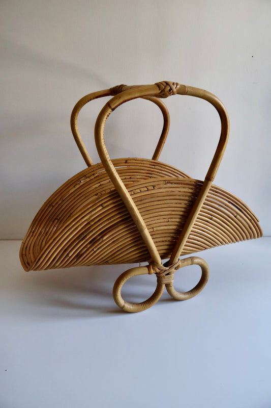 1960s Italian Rattan Magazine Rack – Attributed to Vivai del Sud