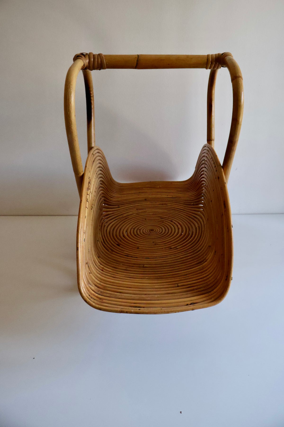 1960s Italian Rattan Magazine Rack – Attributed to Vivai del Sud