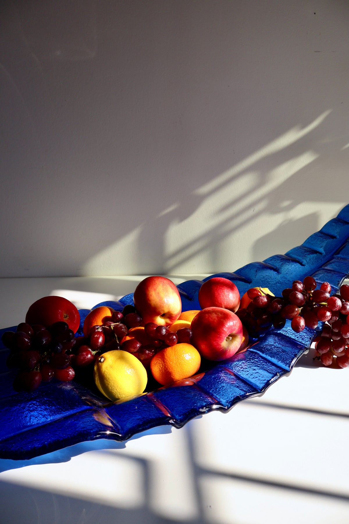 Large Vintage Cobalt Blue Art Glass Leaf Platter – 84 cm