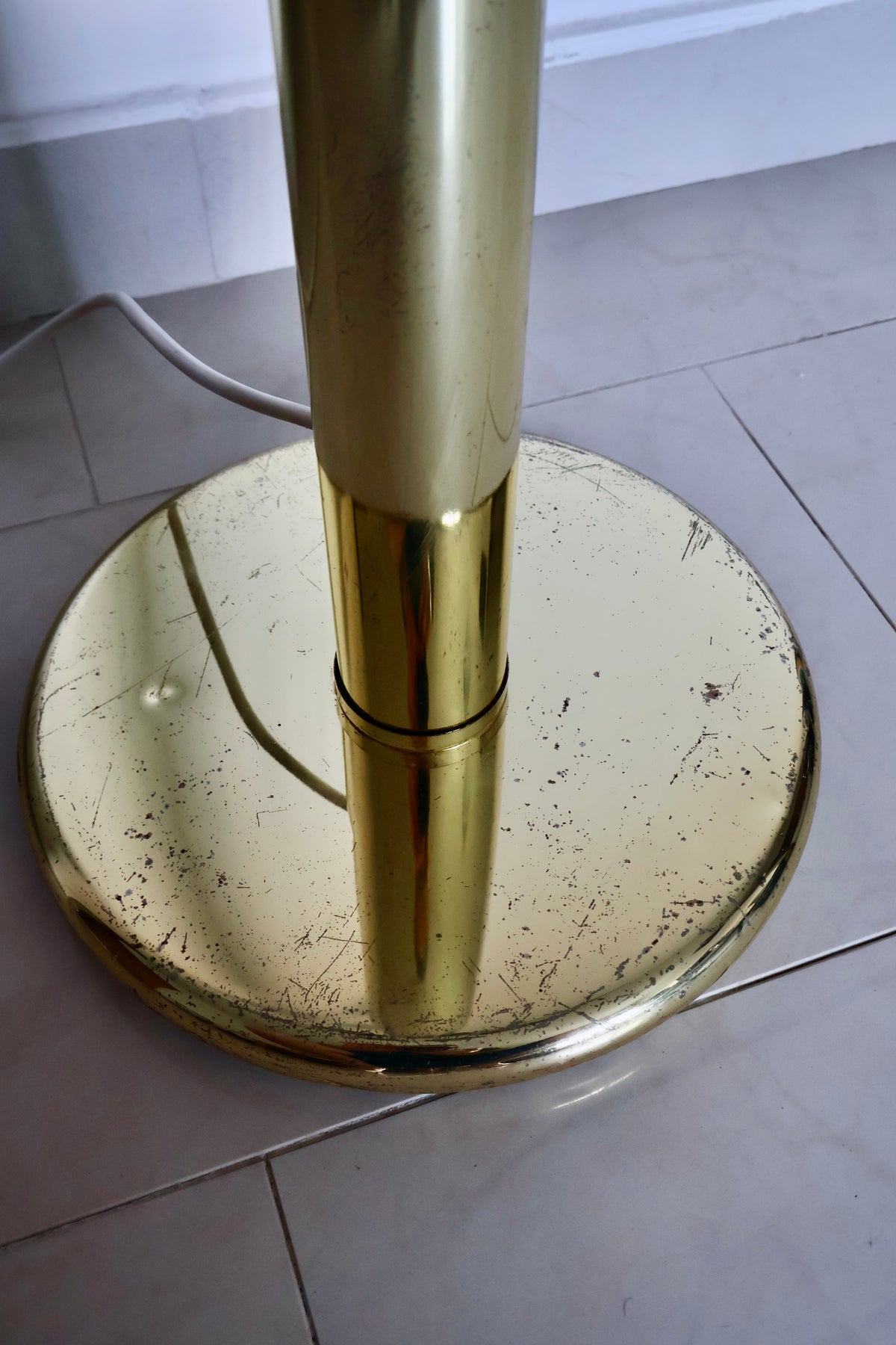 Vintage 5-Light Brass Floor Lamp with Smoked Glass Grape Shades – 170cm