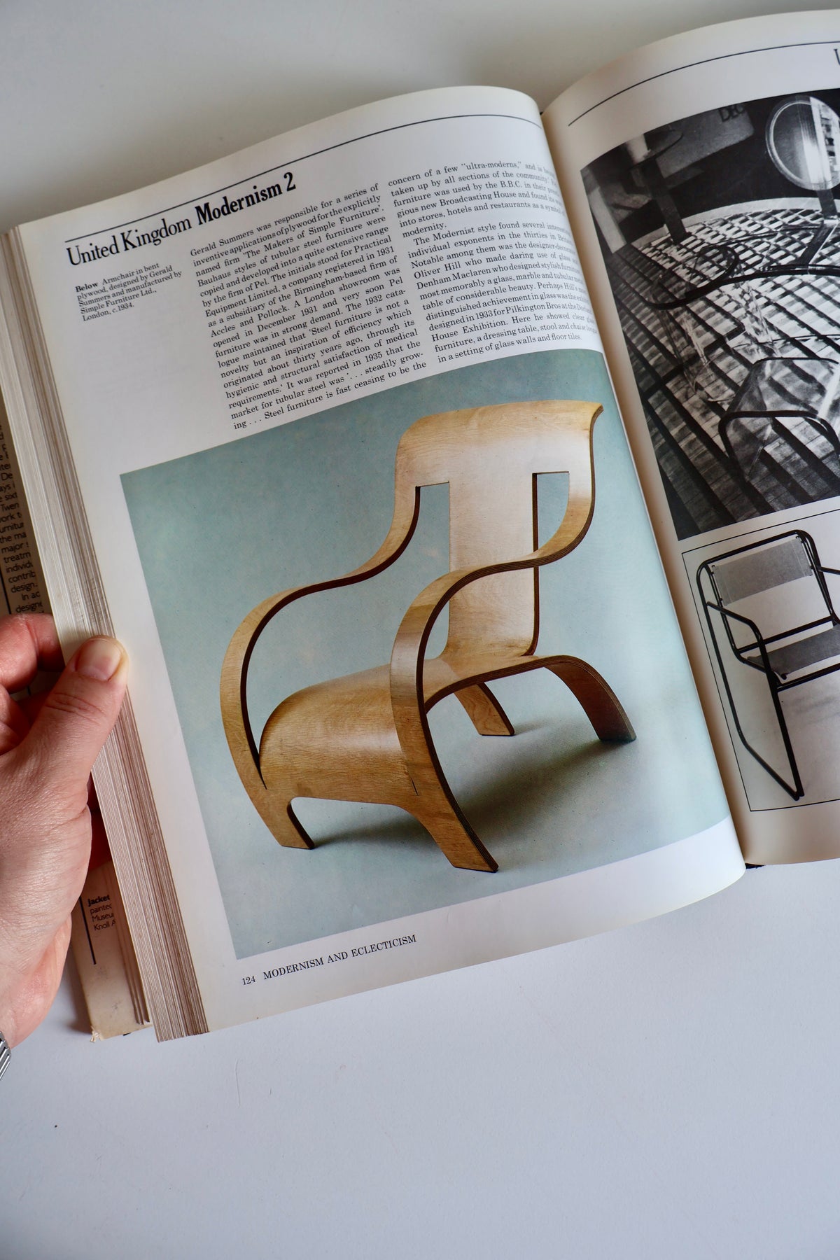 Vintage 1980 Twentieth-Century Furniture by Philippe Garner – Modern Design Reference Book