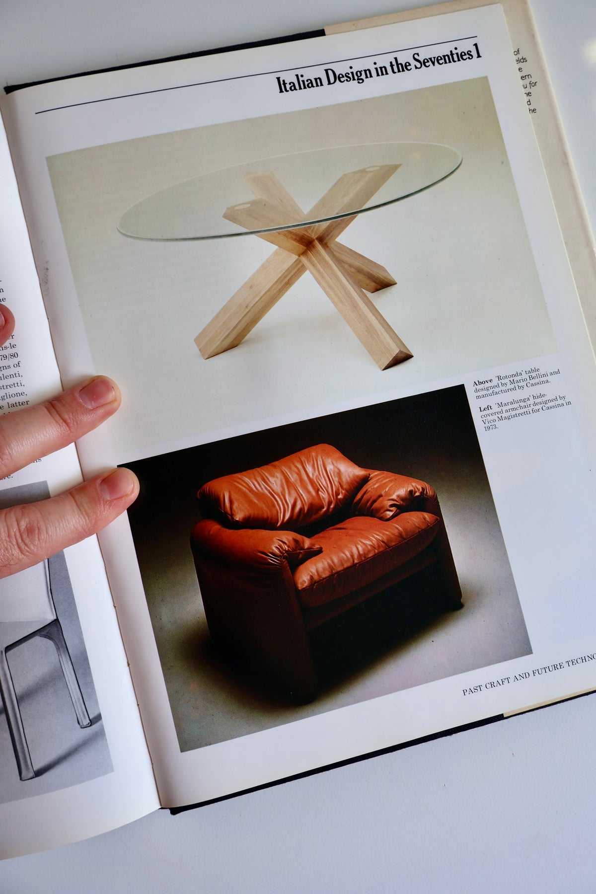 Vintage 1980 Twentieth-Century Furniture by Philippe Garner – Modern Design Reference Book