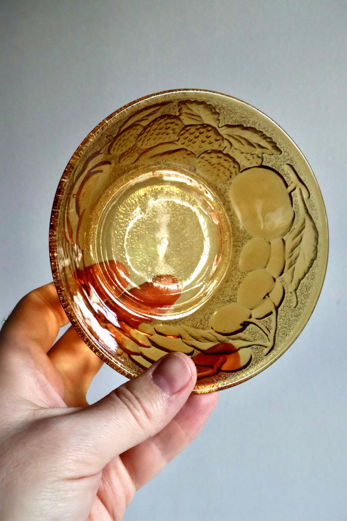 Vintage Amber Pressed Glass Fruit Bowls – Set of 6