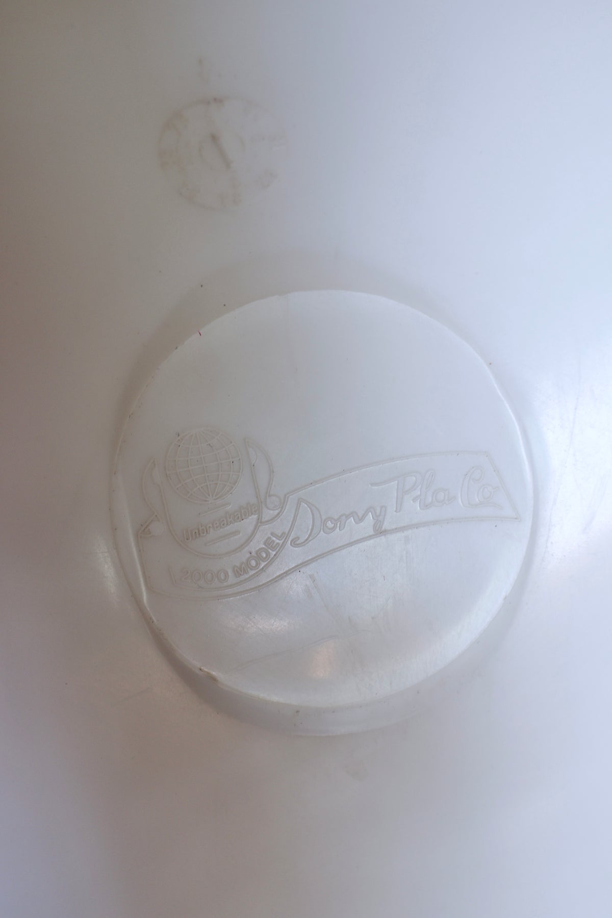 Vintage Sculptural White Plastic Chair – “2000 Model”