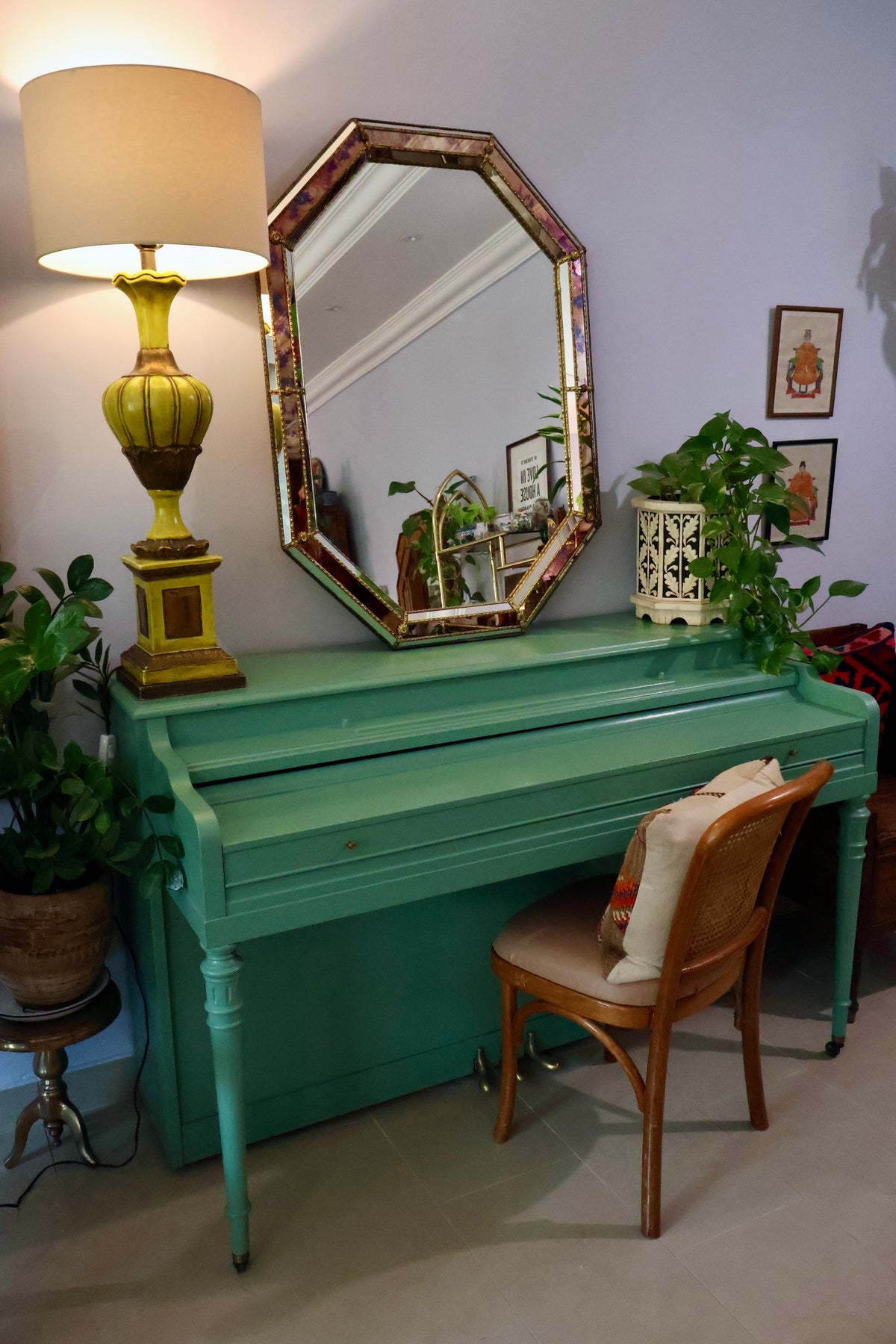 Vintage Octagonal Églomisé-Style Mirror with Gilt Metal Trim