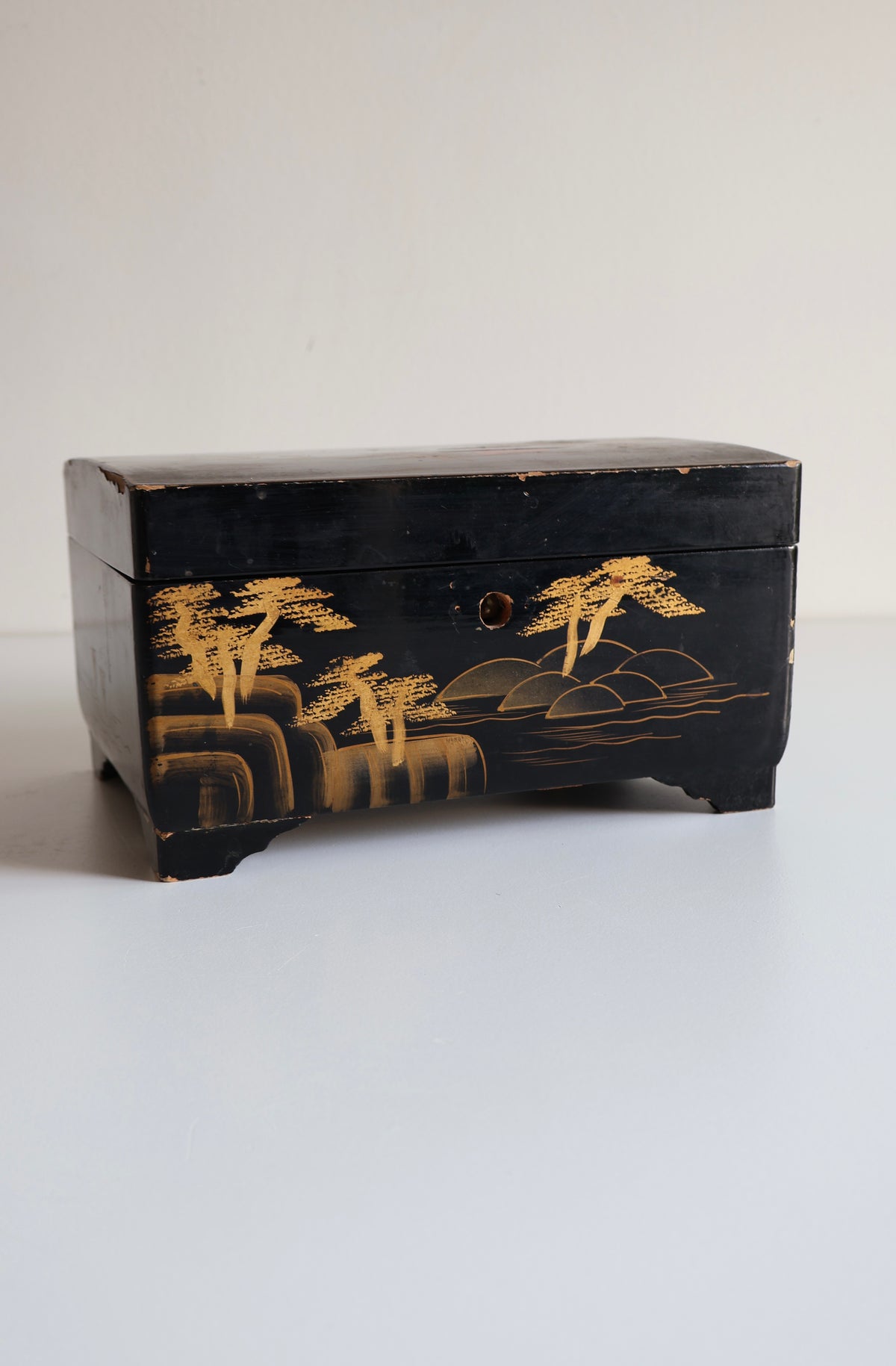 Vintage Japanese Lacquered Jewelry Box with Mirror
