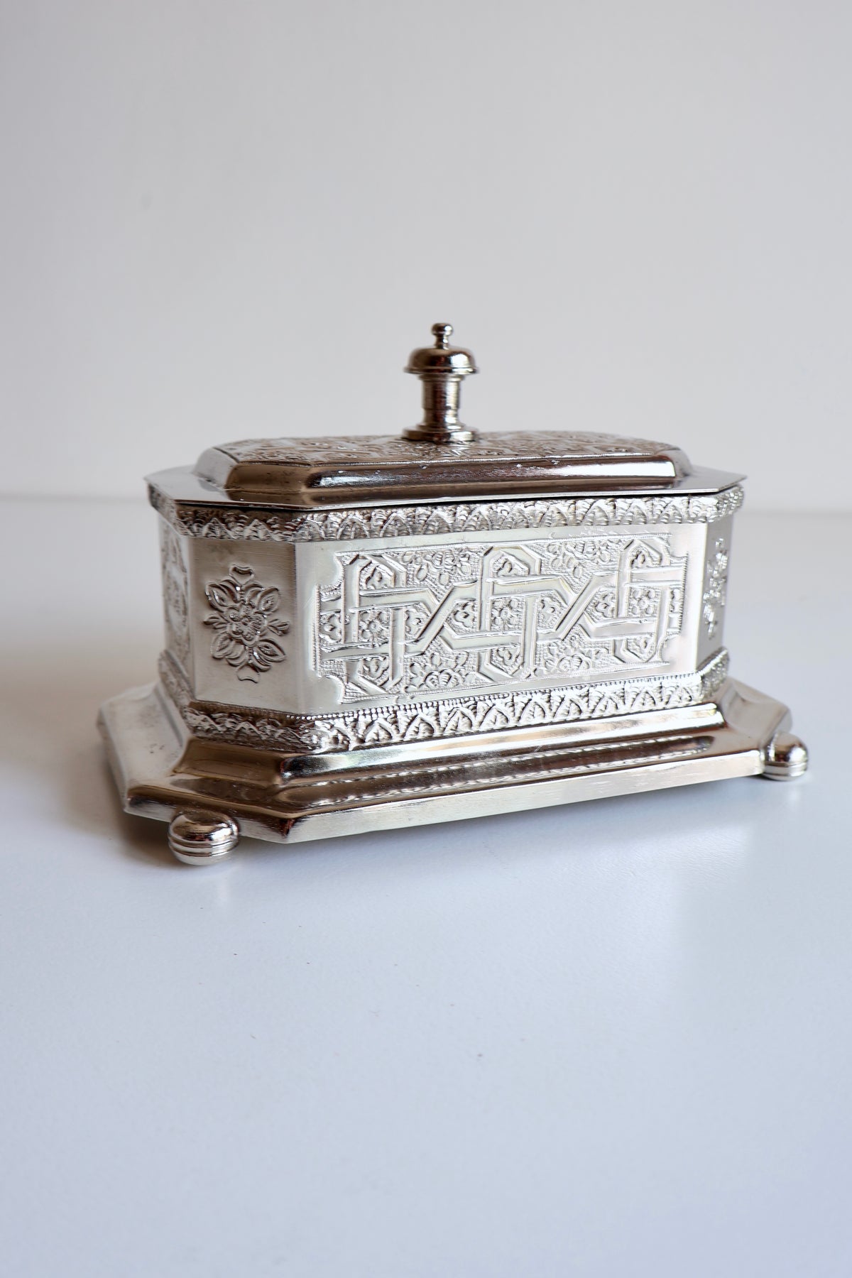 Vintage Silver-Tone Ornate Jewelry Box with Red Velvet Interior