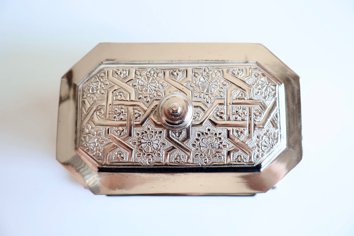 Vintage Silver-Tone Ornate Jewelry Box with Red Velvet Interior