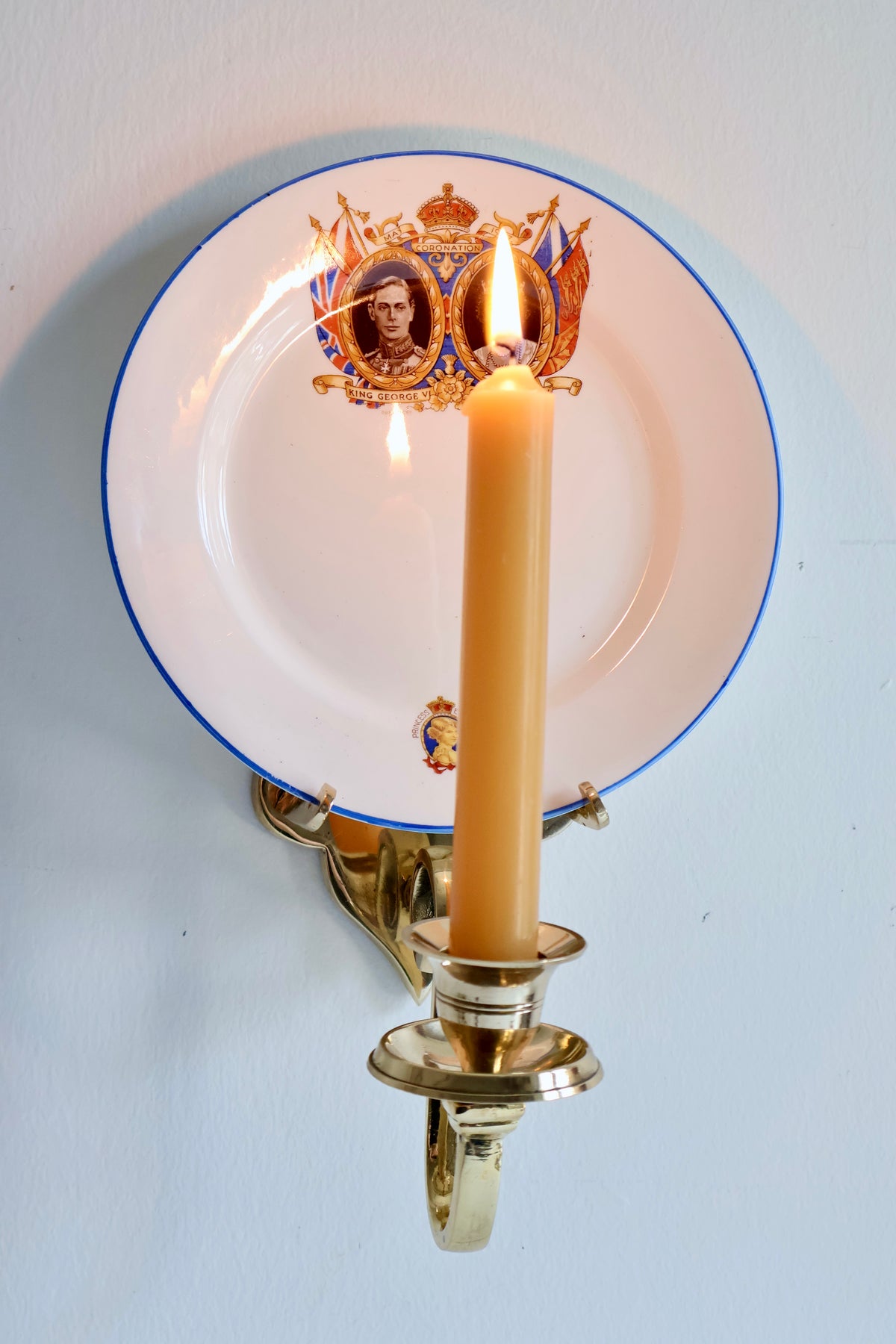 Vintage Brass Wall-Mounted Plate Holder & Candle Sconce