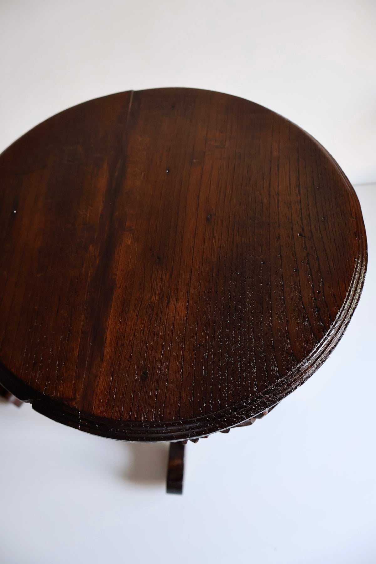 Pair of Anglo-Indian Style Carved Wooden Side Tables | Early 20th Century