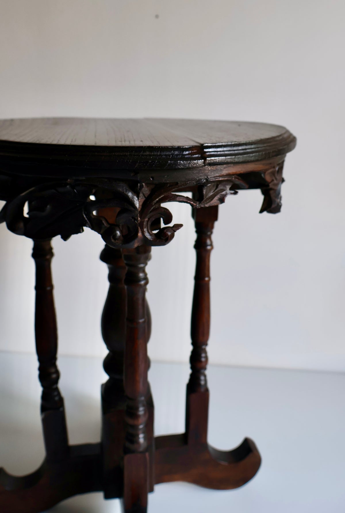 Pair of Anglo-Indian Style Carved Wooden Side Tables | Early 20th Century