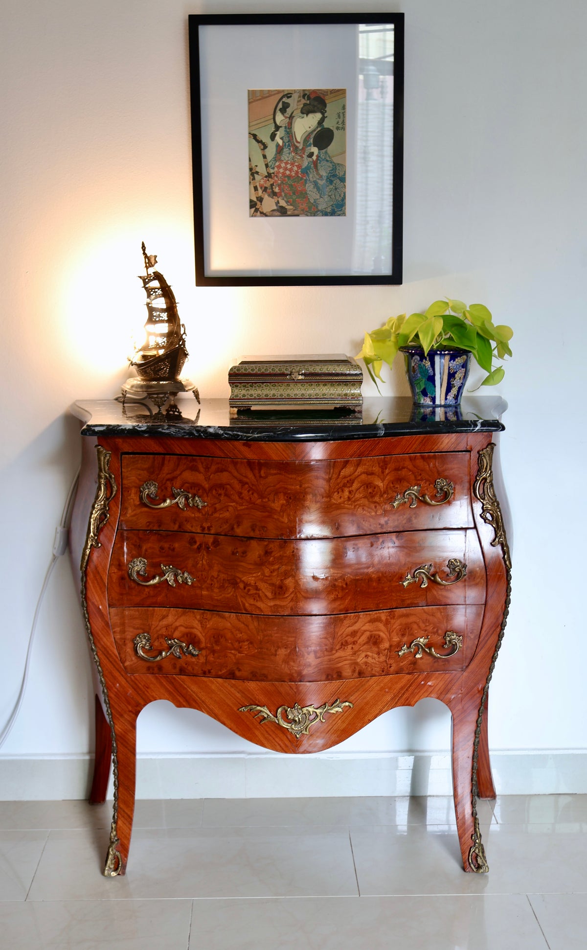 Vintage Louis XV–Style Bombé Chest of Drawers with Black Marble Top