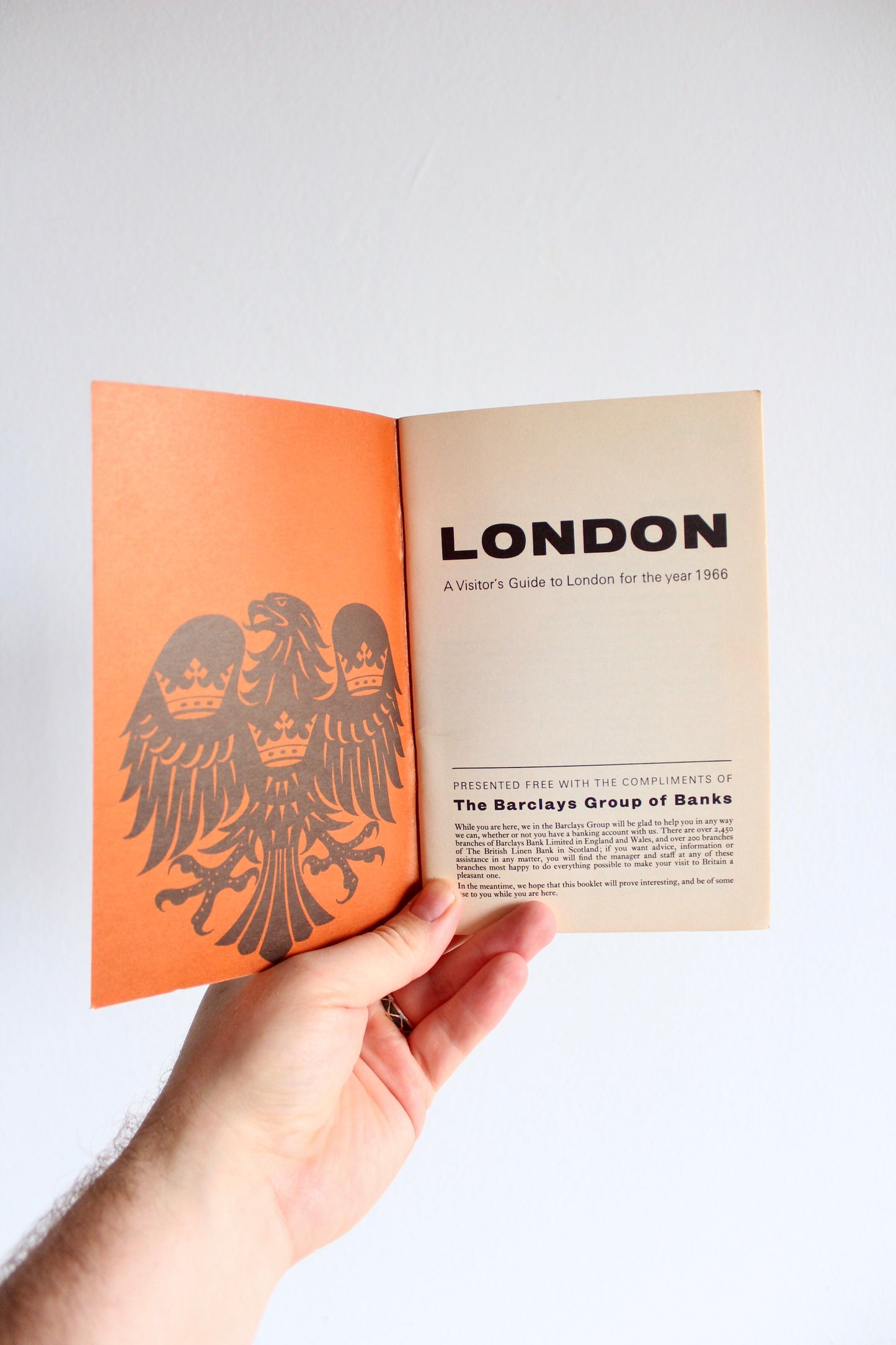 1966 London Barclay's Tourist Guidebook